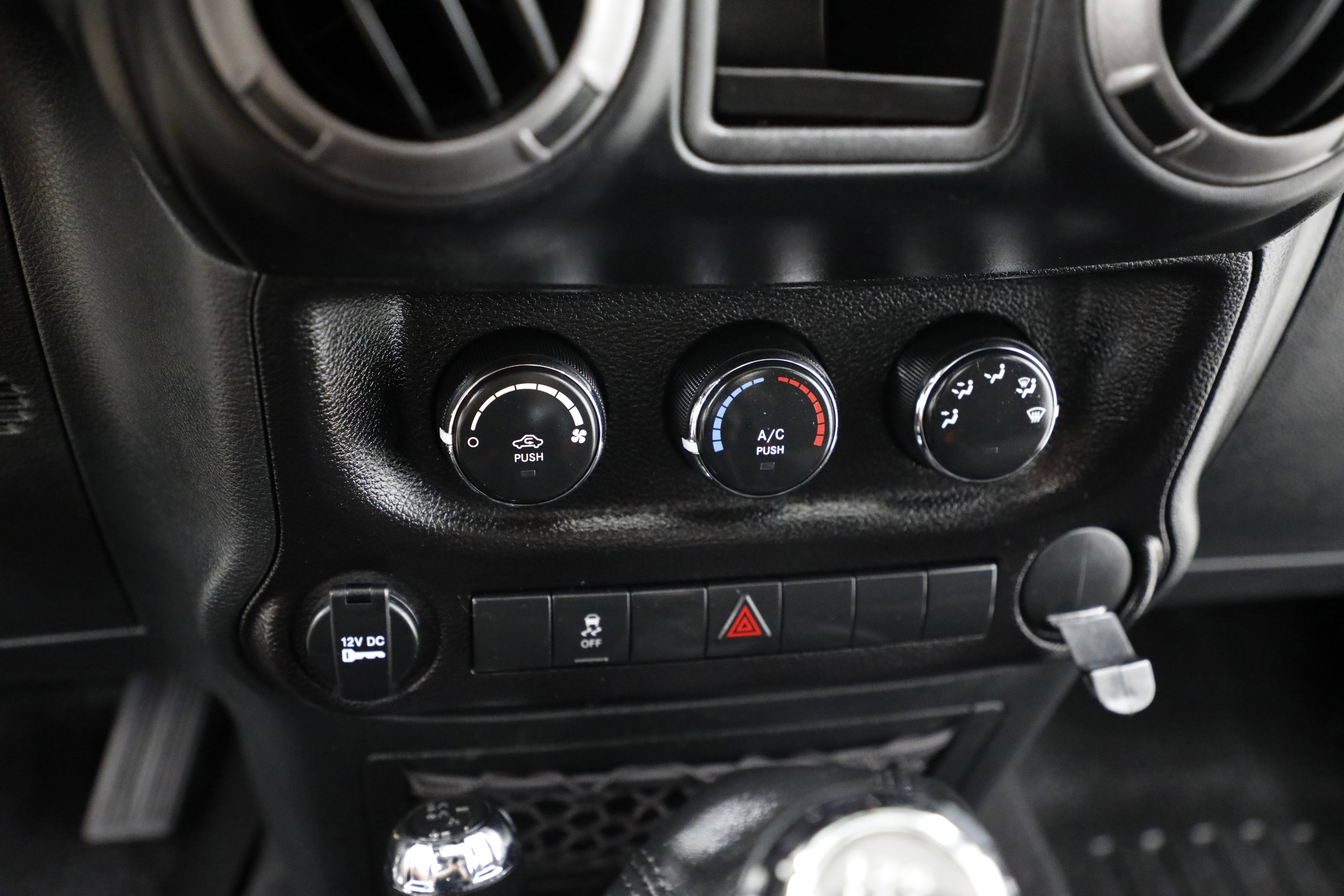 2017 Jeep Wrangler Sport