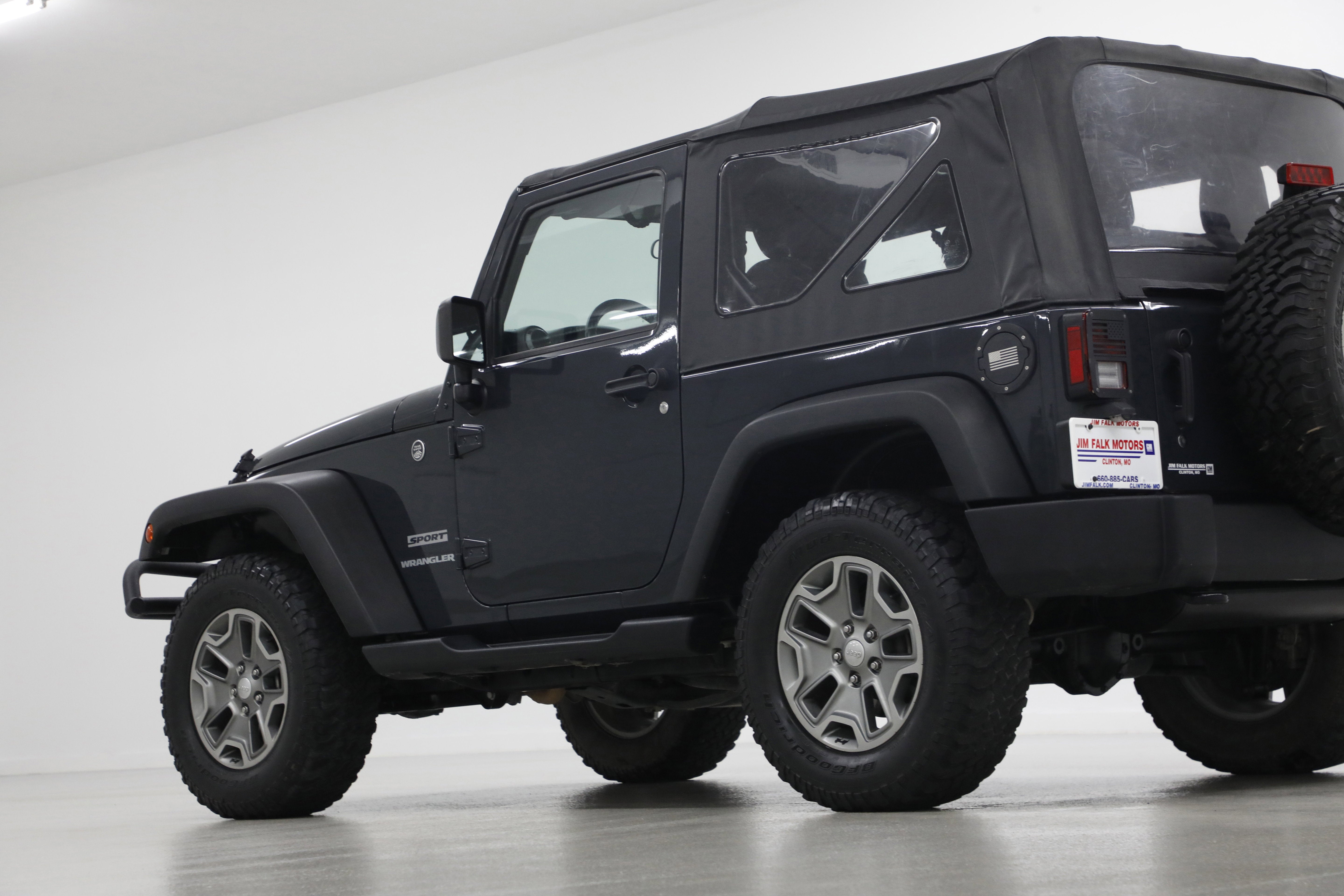 2017 Jeep Wrangler Sport
