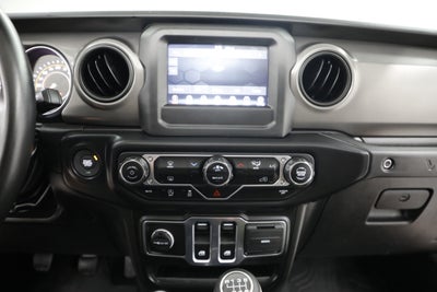 2022 Jeep Wrangler Willys