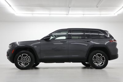 2022 Jeep Grand Cherokee Trailhawk