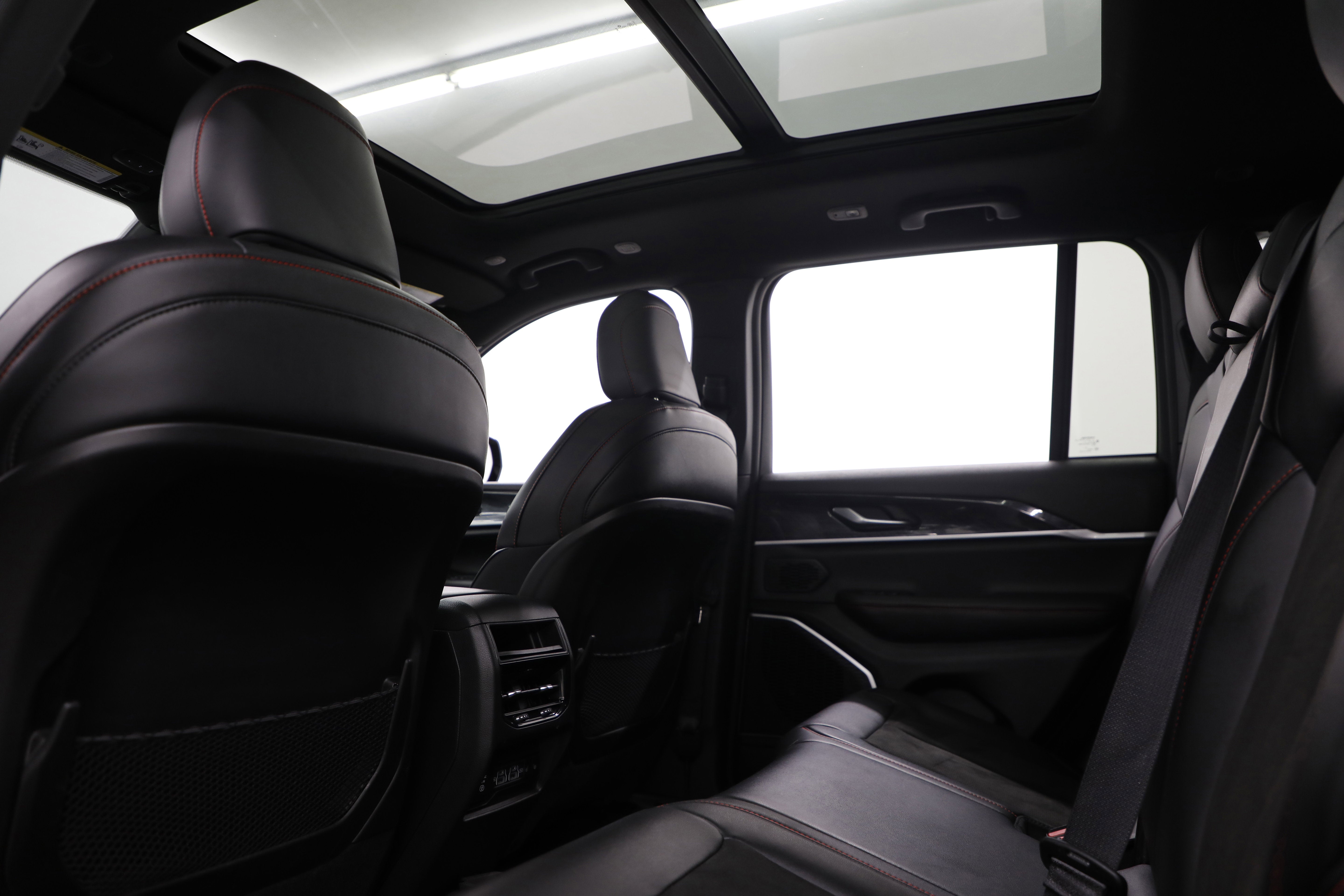 2022 Jeep Grand Cherokee Trailhawk