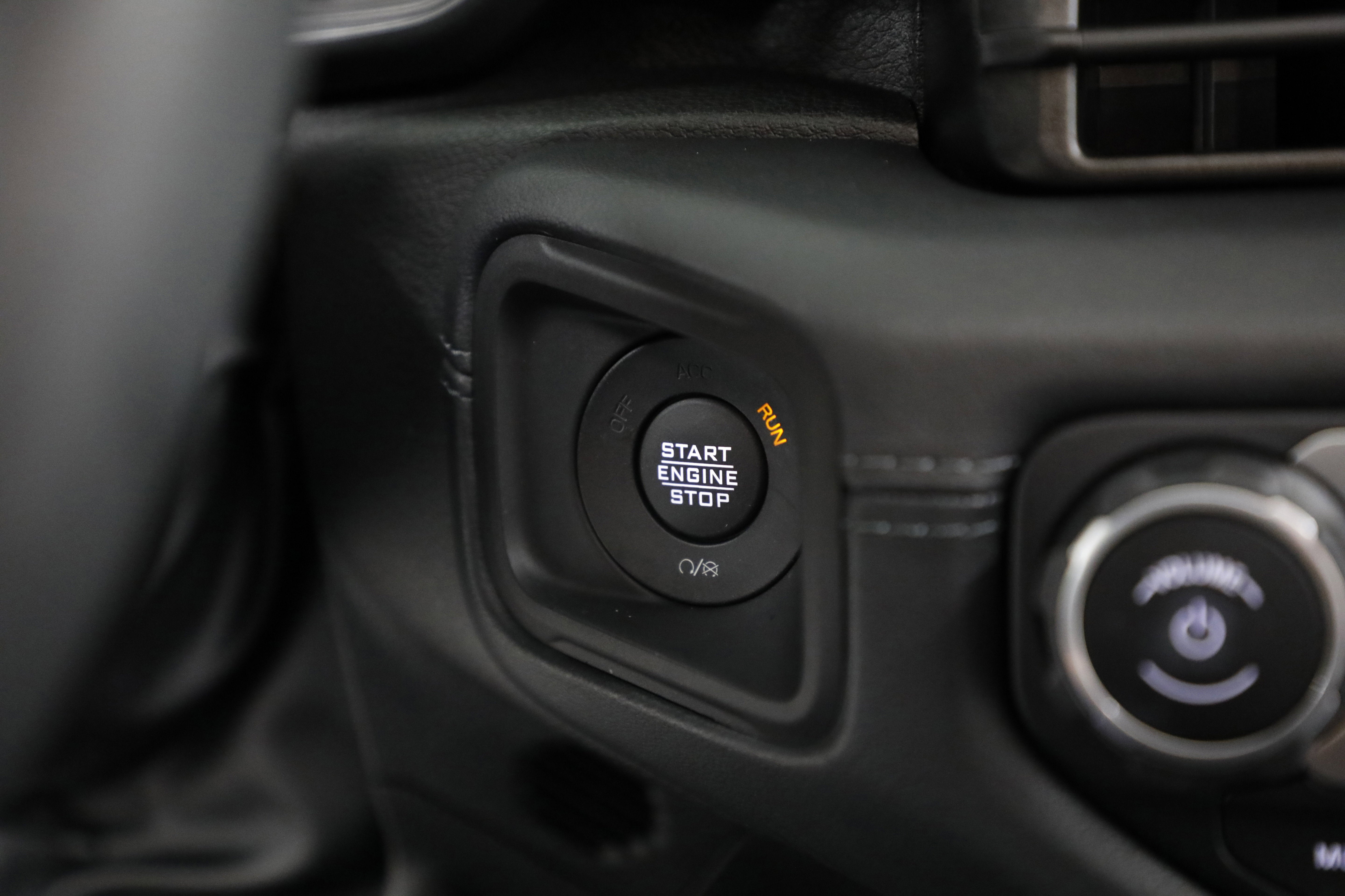 2025 Jeep Wrangler Rubicon X