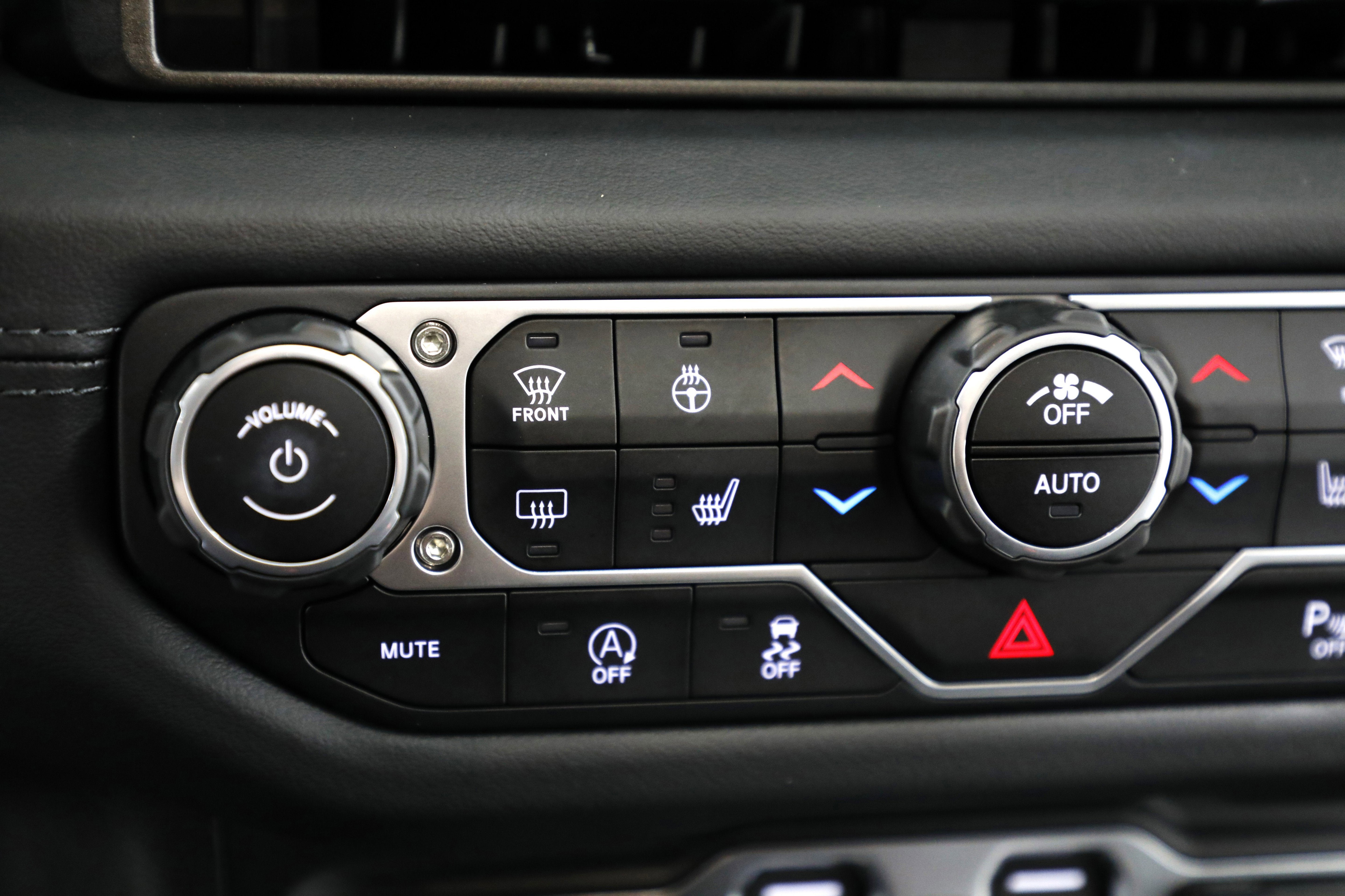 2025 Jeep Wrangler Rubicon X