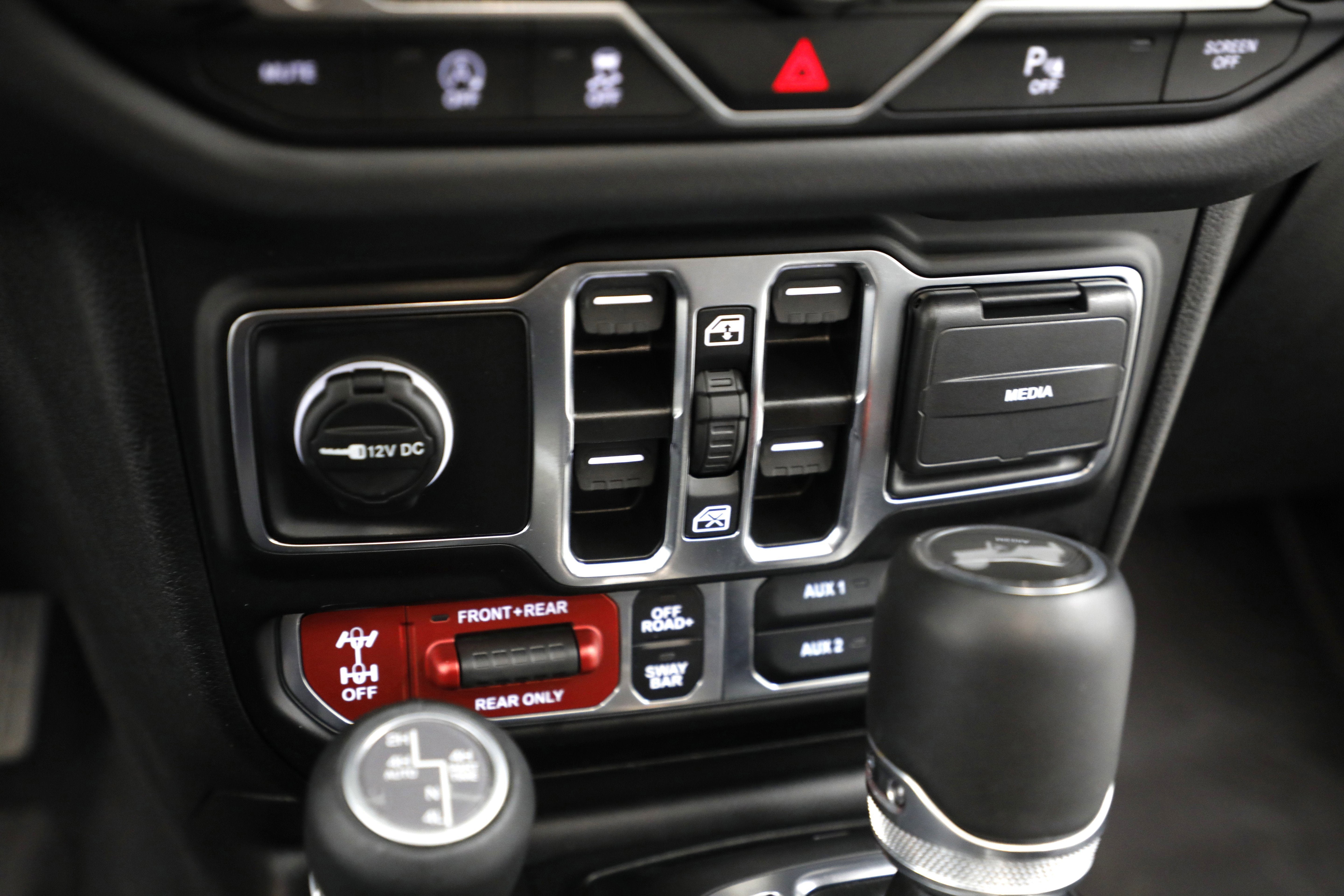 2025 Jeep Wrangler Rubicon X