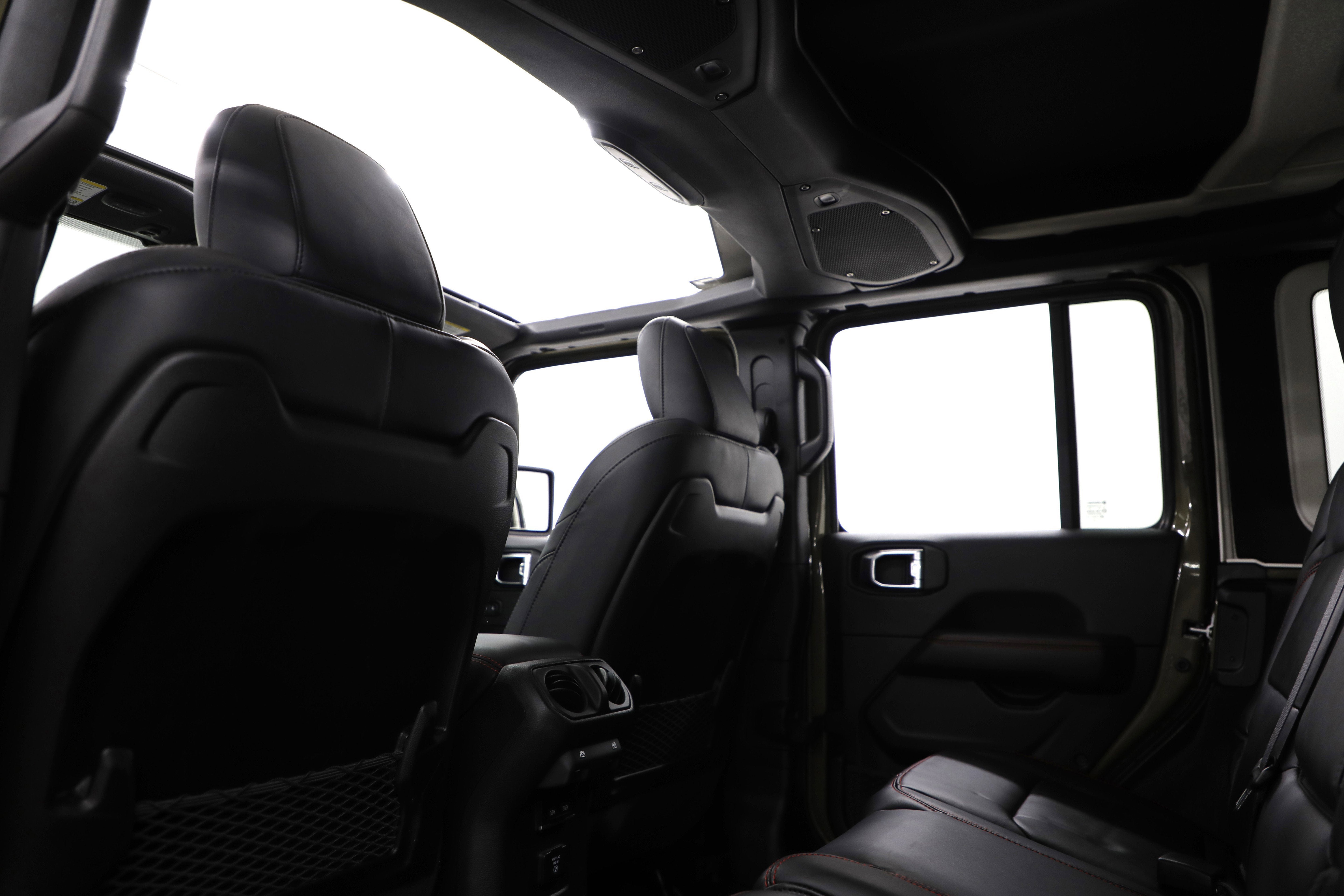 2025 Jeep Wrangler Rubicon X