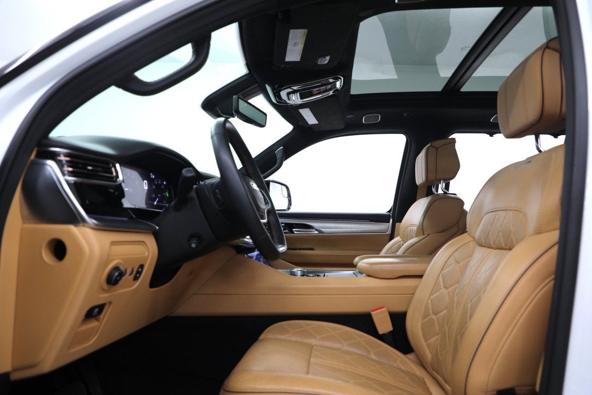 2023 Jeep Grand Wagoneer L Series III