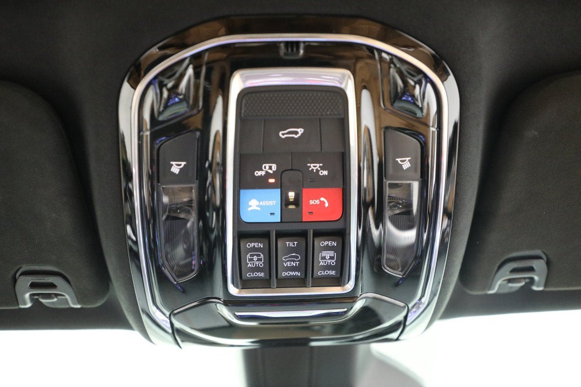 2023 Jeep Grand Wagoneer L Series III