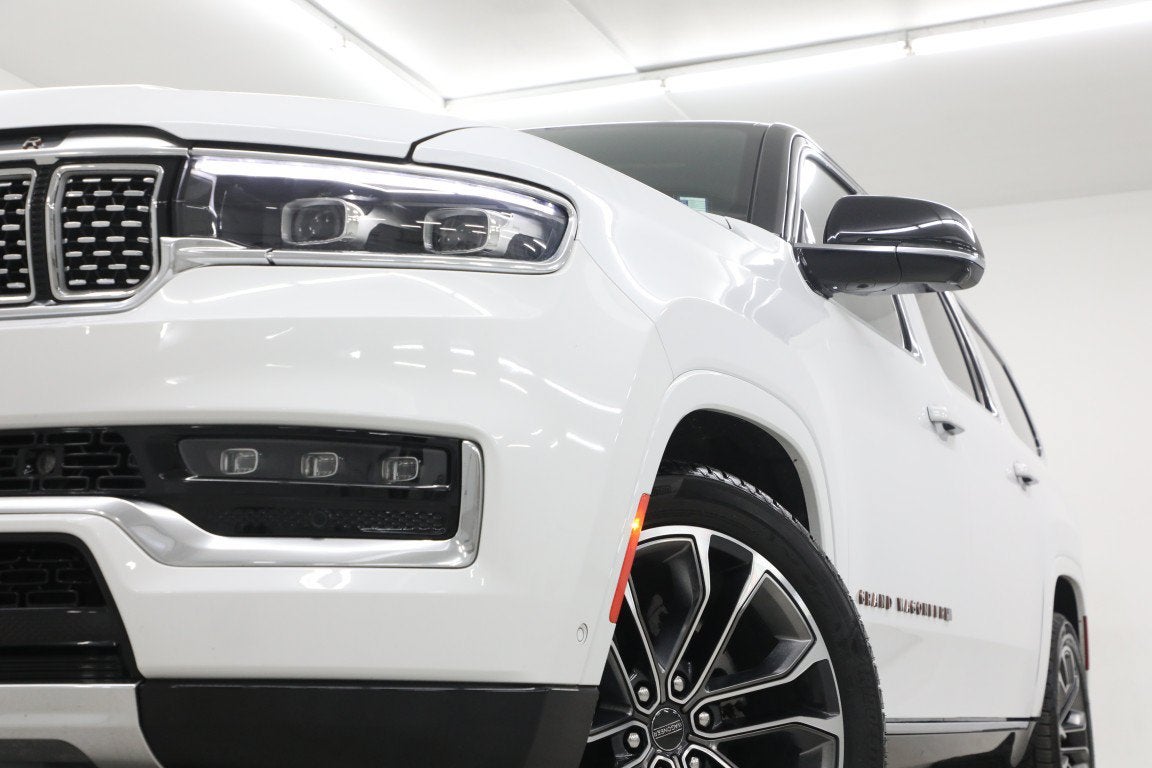 2023 Jeep Grand Wagoneer L Series III