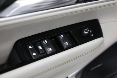 2023 Jeep Wagoneer Base