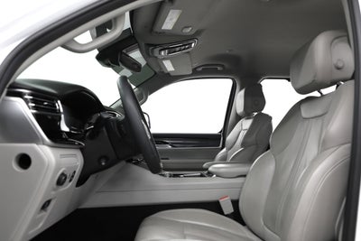 2023 Jeep Wagoneer Base