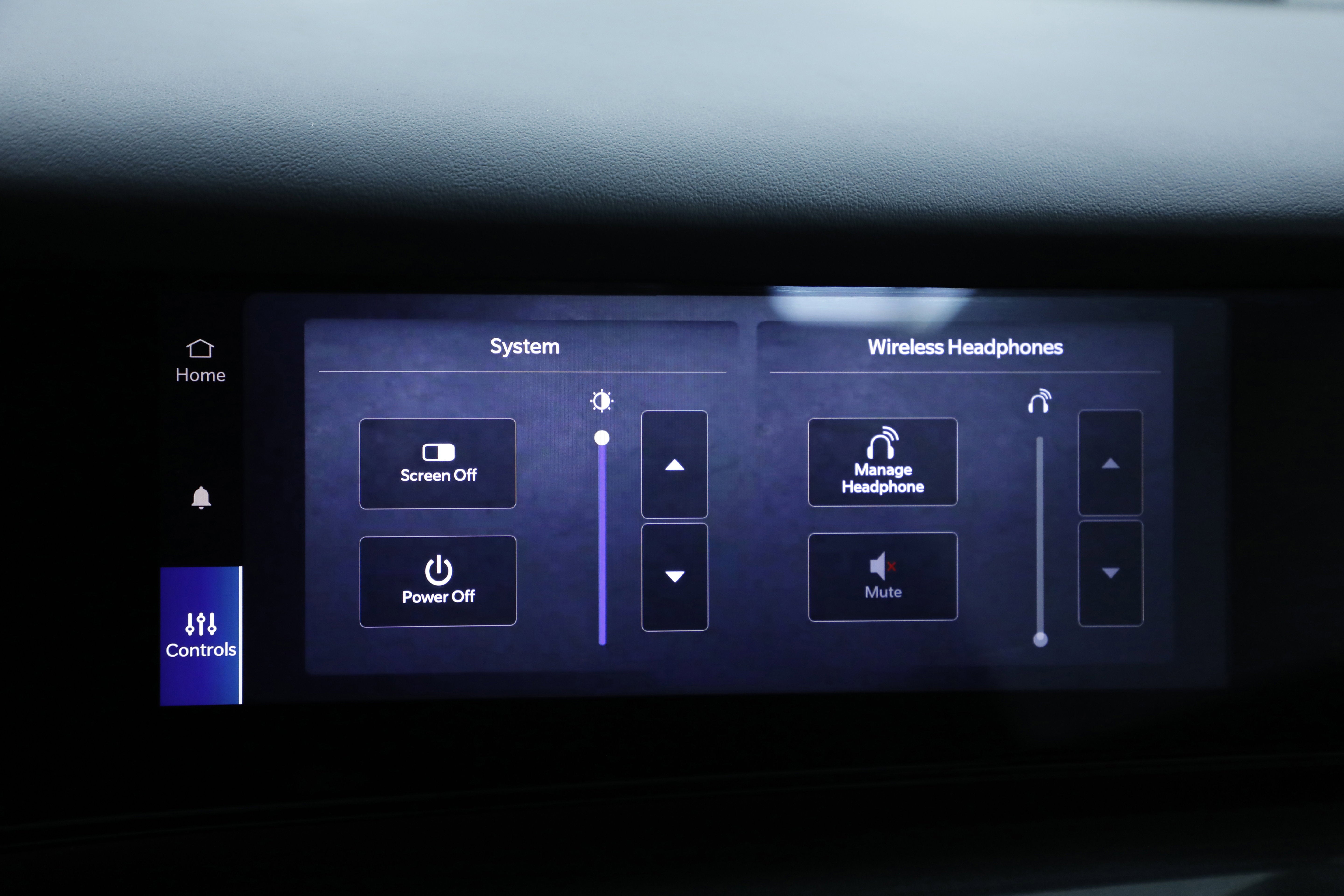 2023 Jeep Wagoneer Base