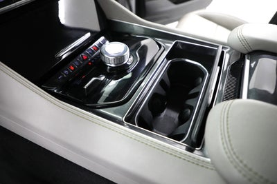 2023 Jeep Wagoneer Base