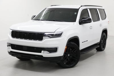 2023 Jeep Wagoneer Base