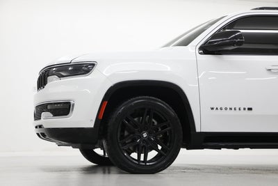 2023 Jeep Wagoneer Base