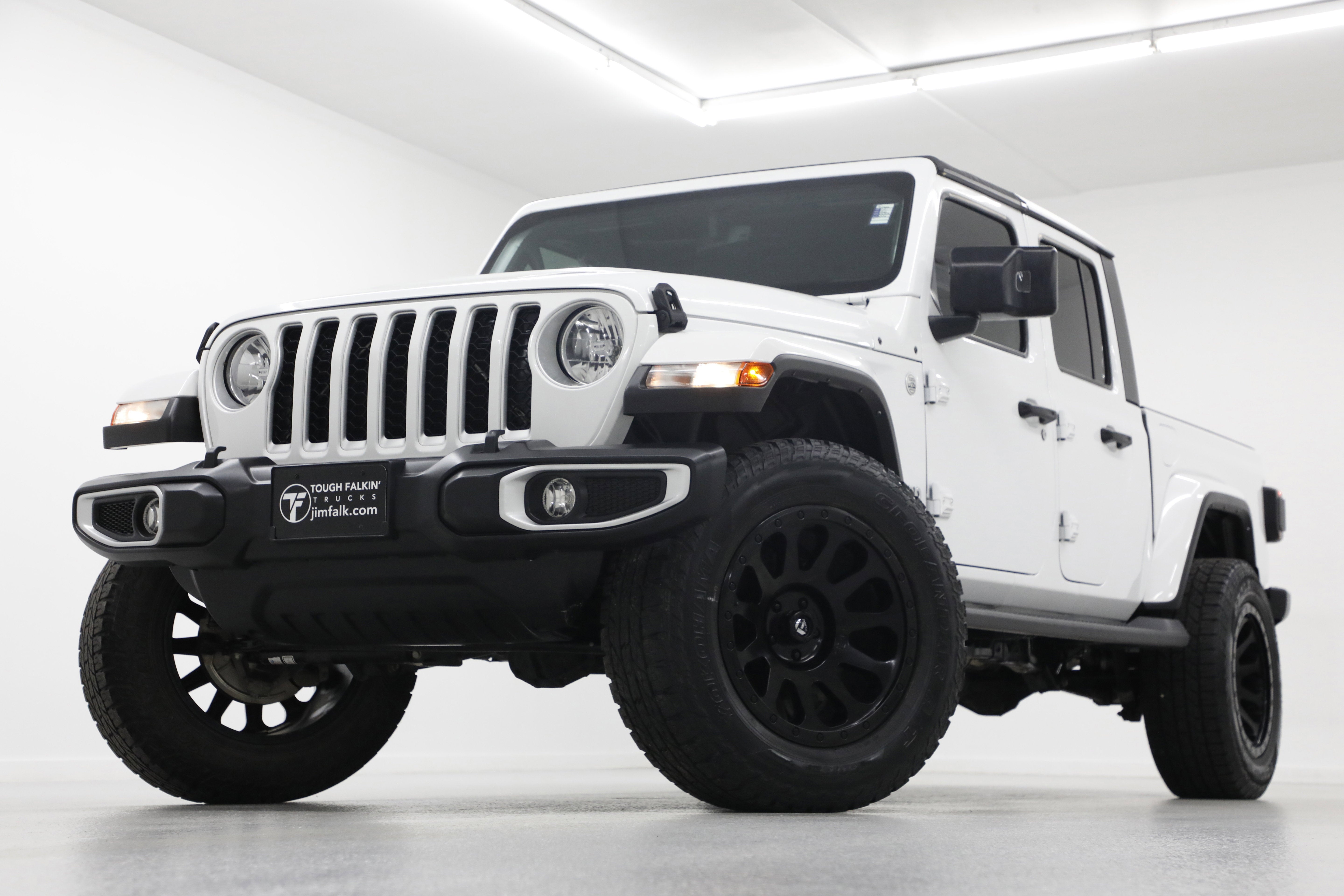 2021 Jeep Gladiator Overland's photo