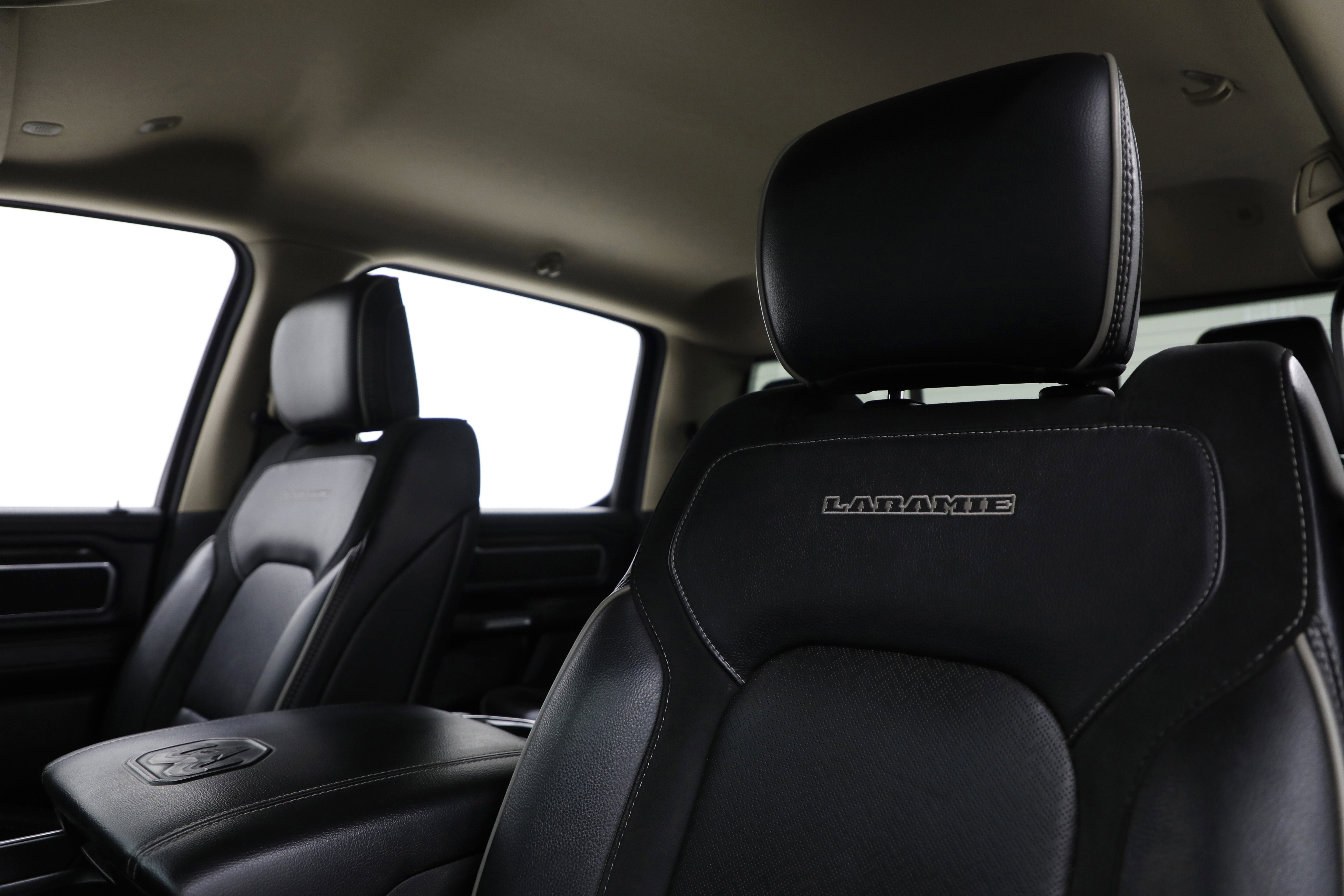 2021 RAM 1500 LARAM Base