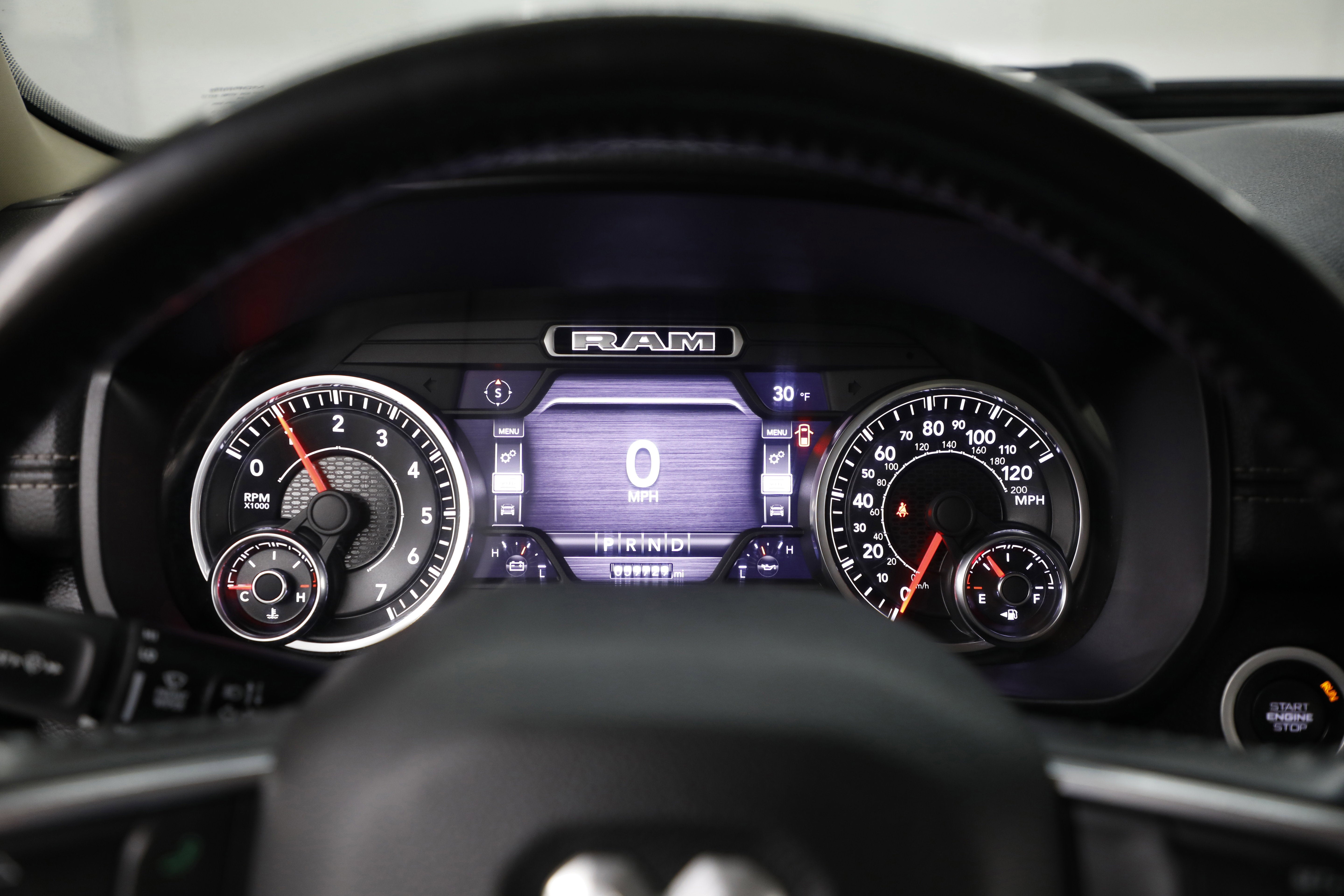 2021 RAM 1500 LARAM Base