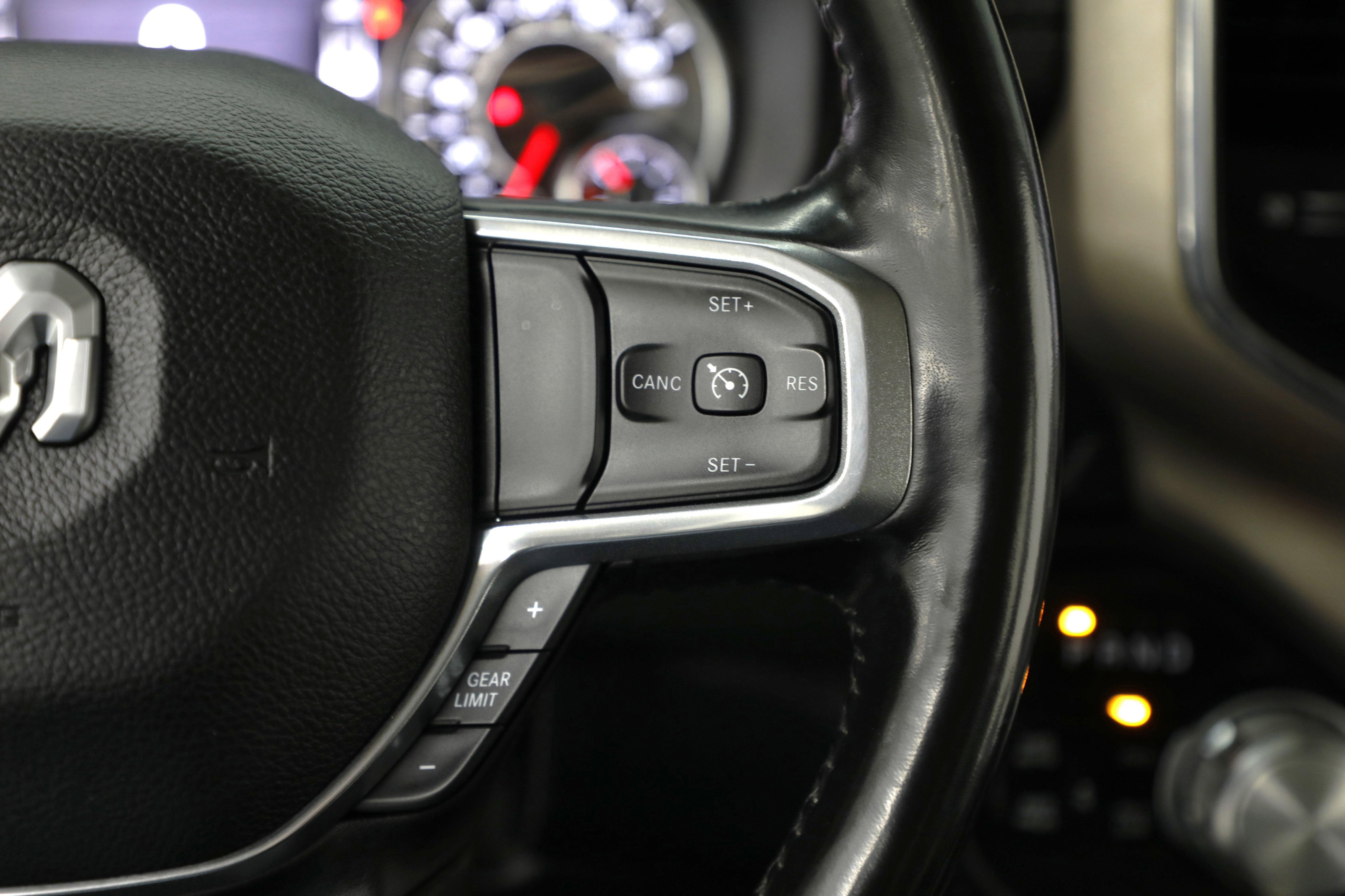 2021 RAM 1500 LARAM Base