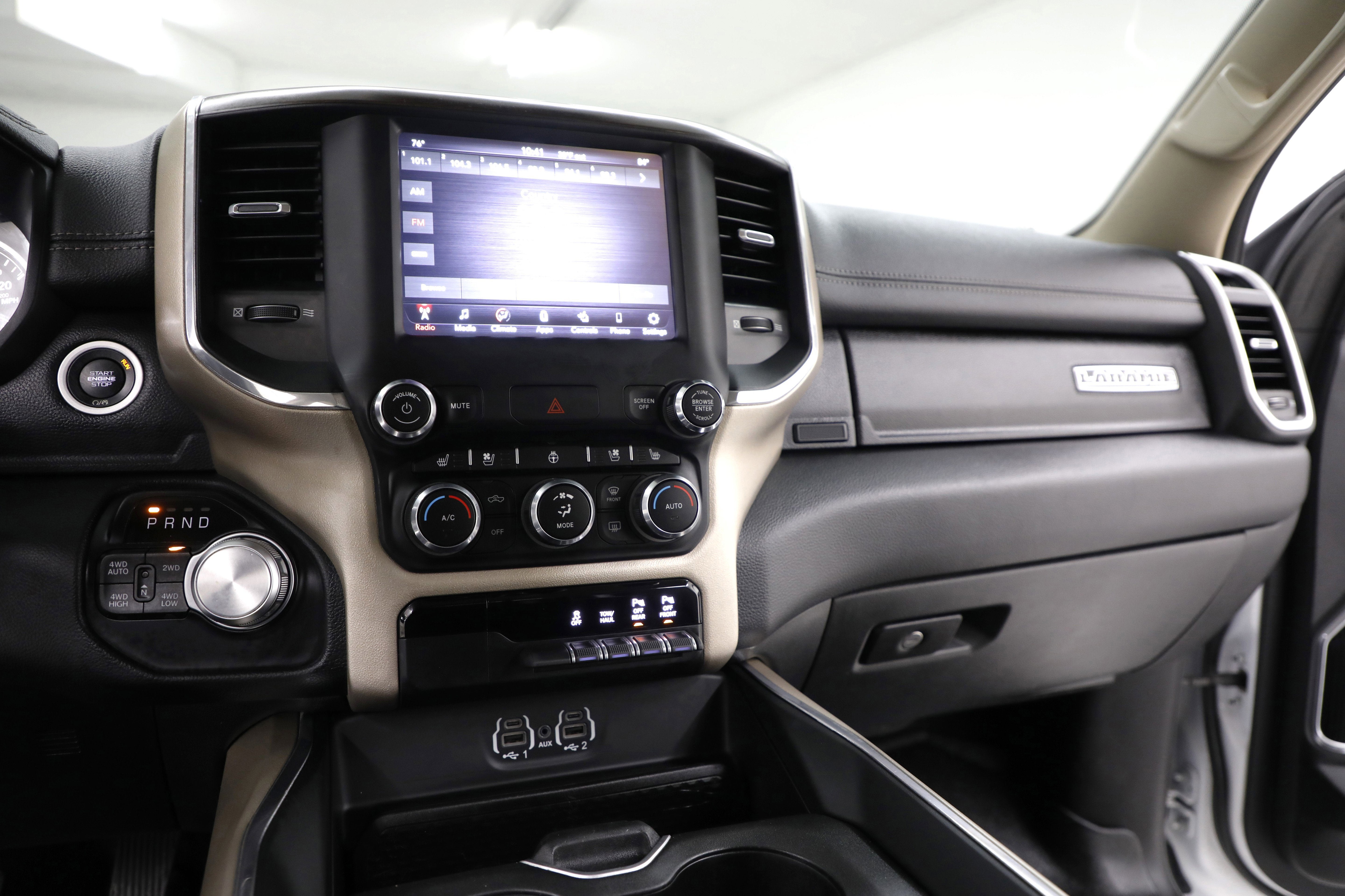 2021 RAM 1500 LARAM Base