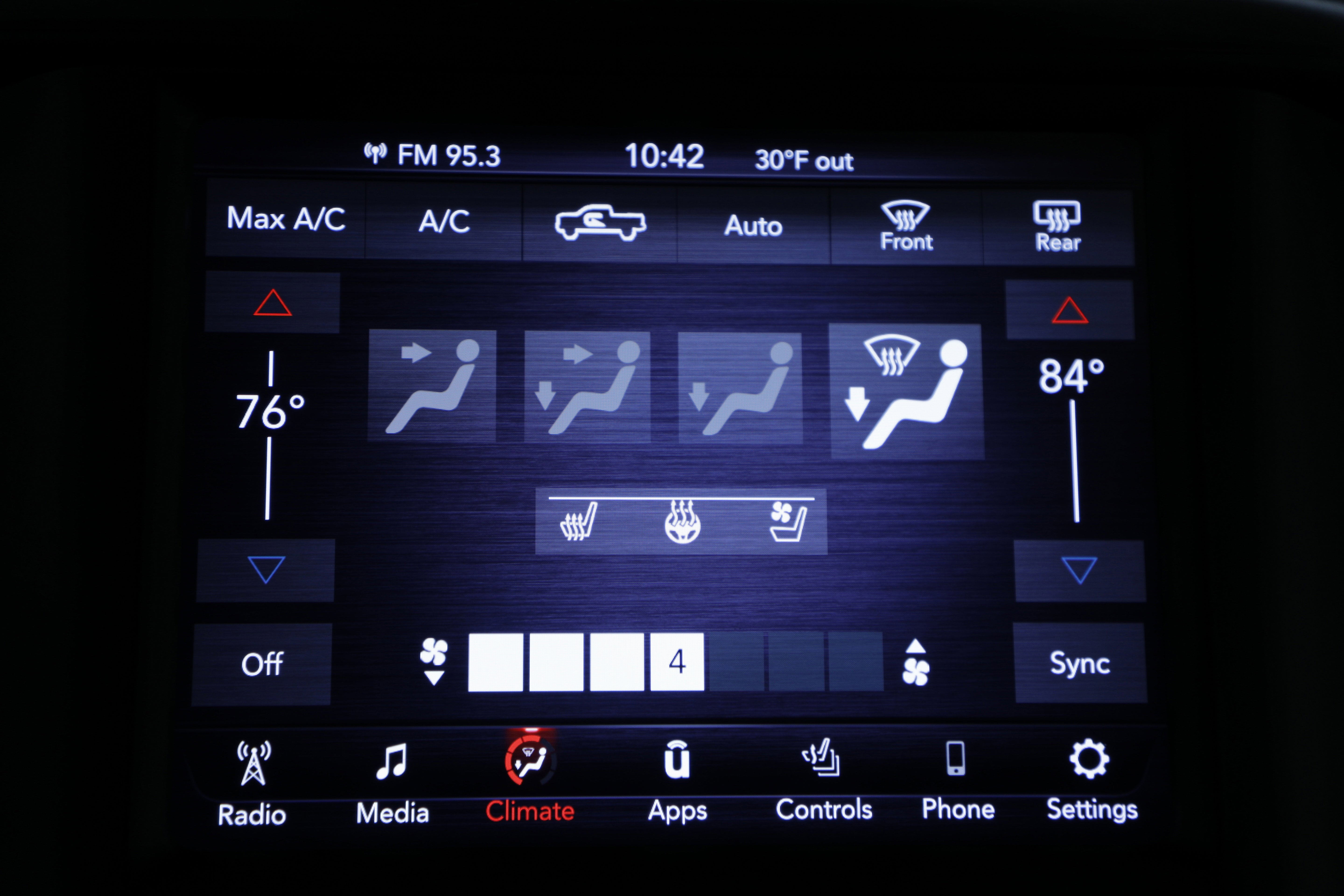 2021 RAM 1500 LARAM Base