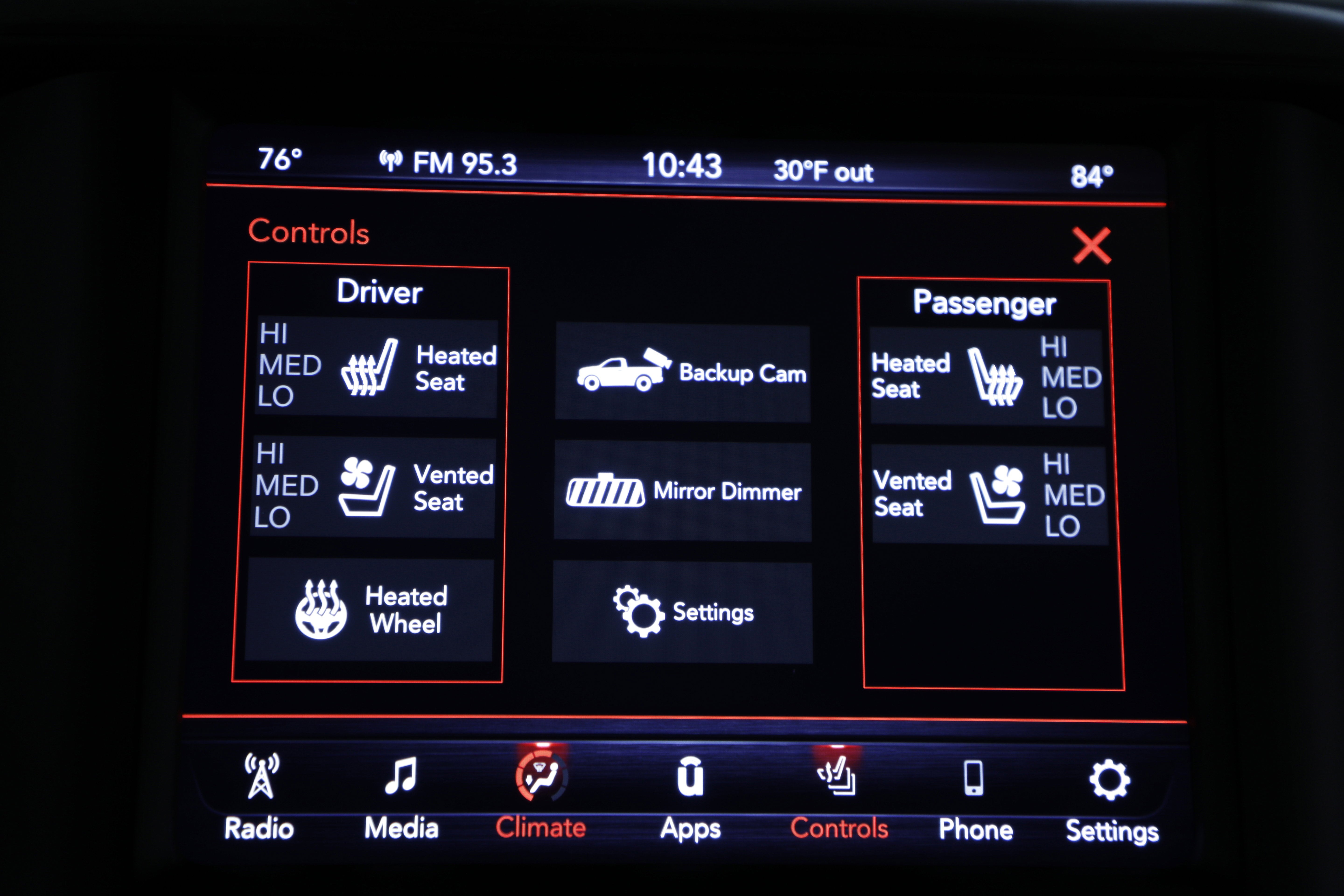 2021 RAM 1500 LARAM Base