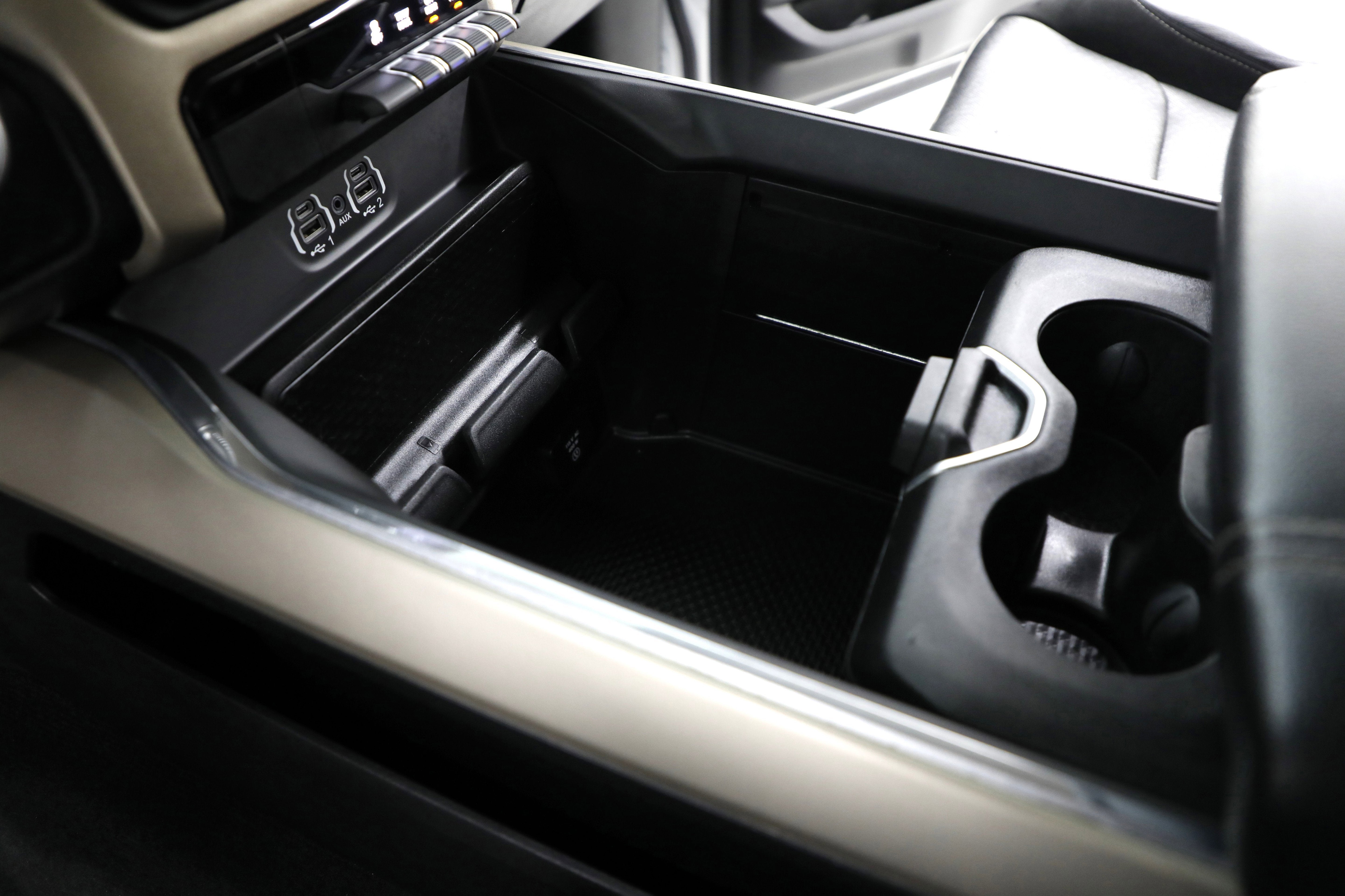 2021 RAM 1500 LARAM Base