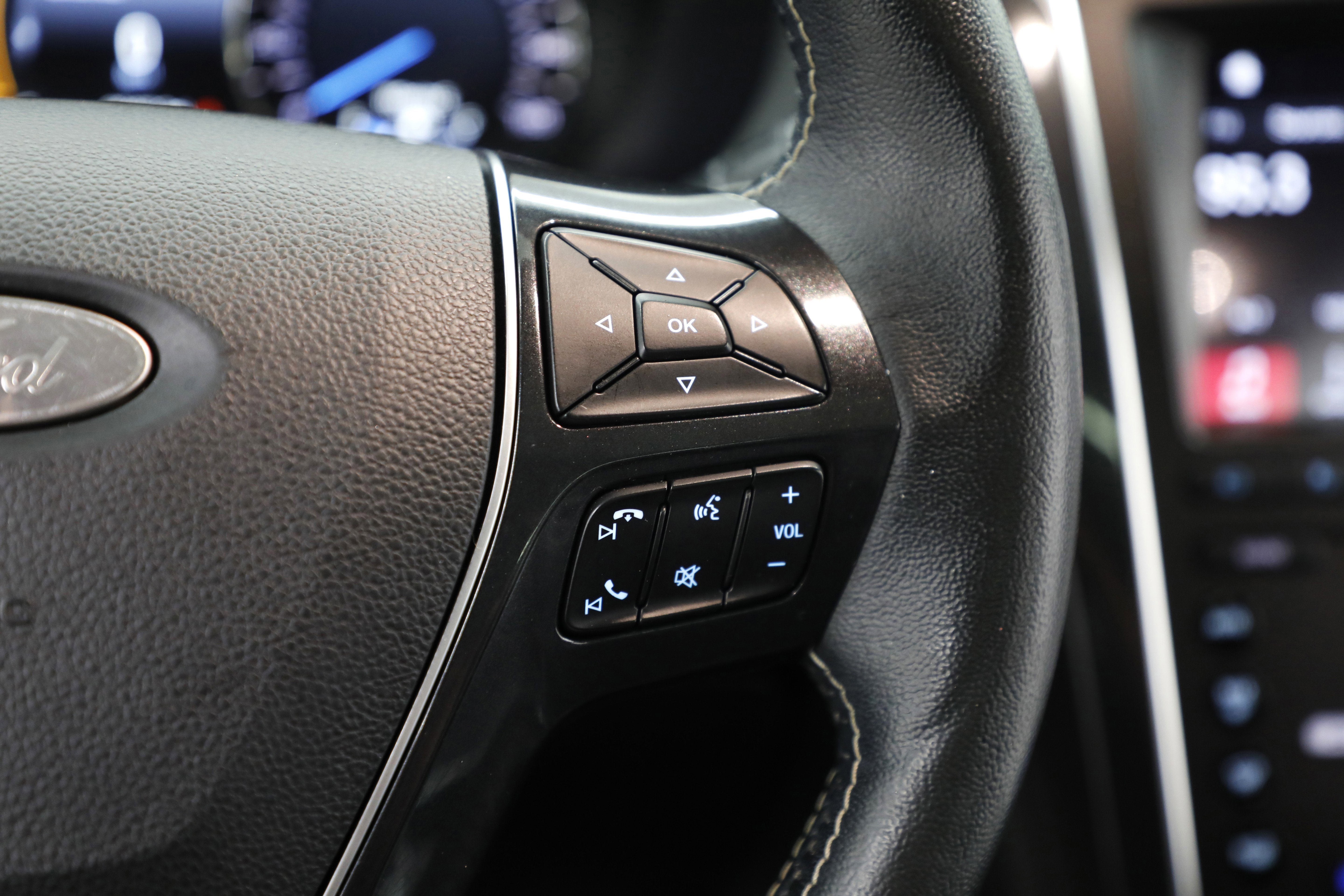 2019 Ford Explorer Platinum