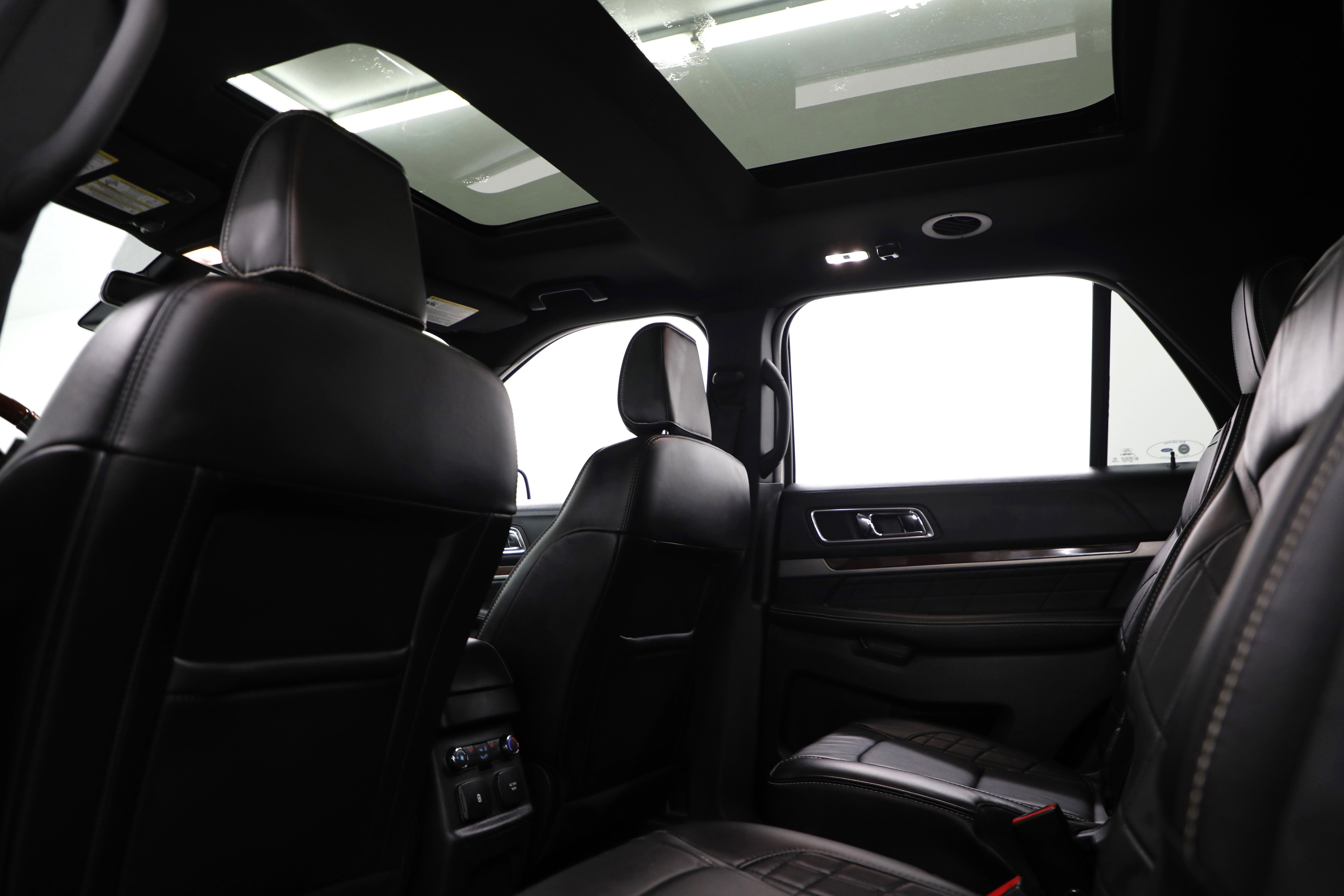 2019 Ford Explorer Platinum