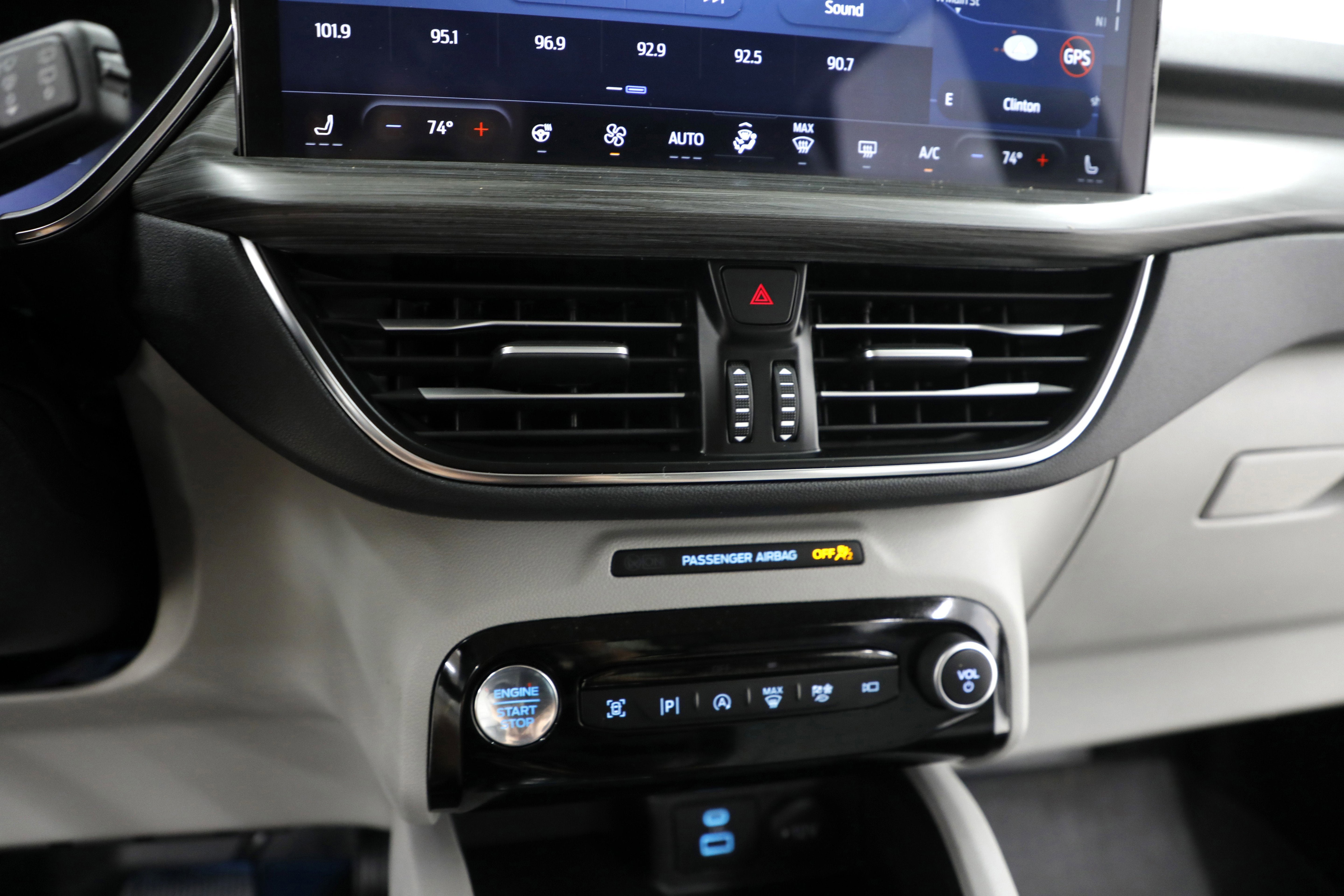 2023 Ford Escape Platinum