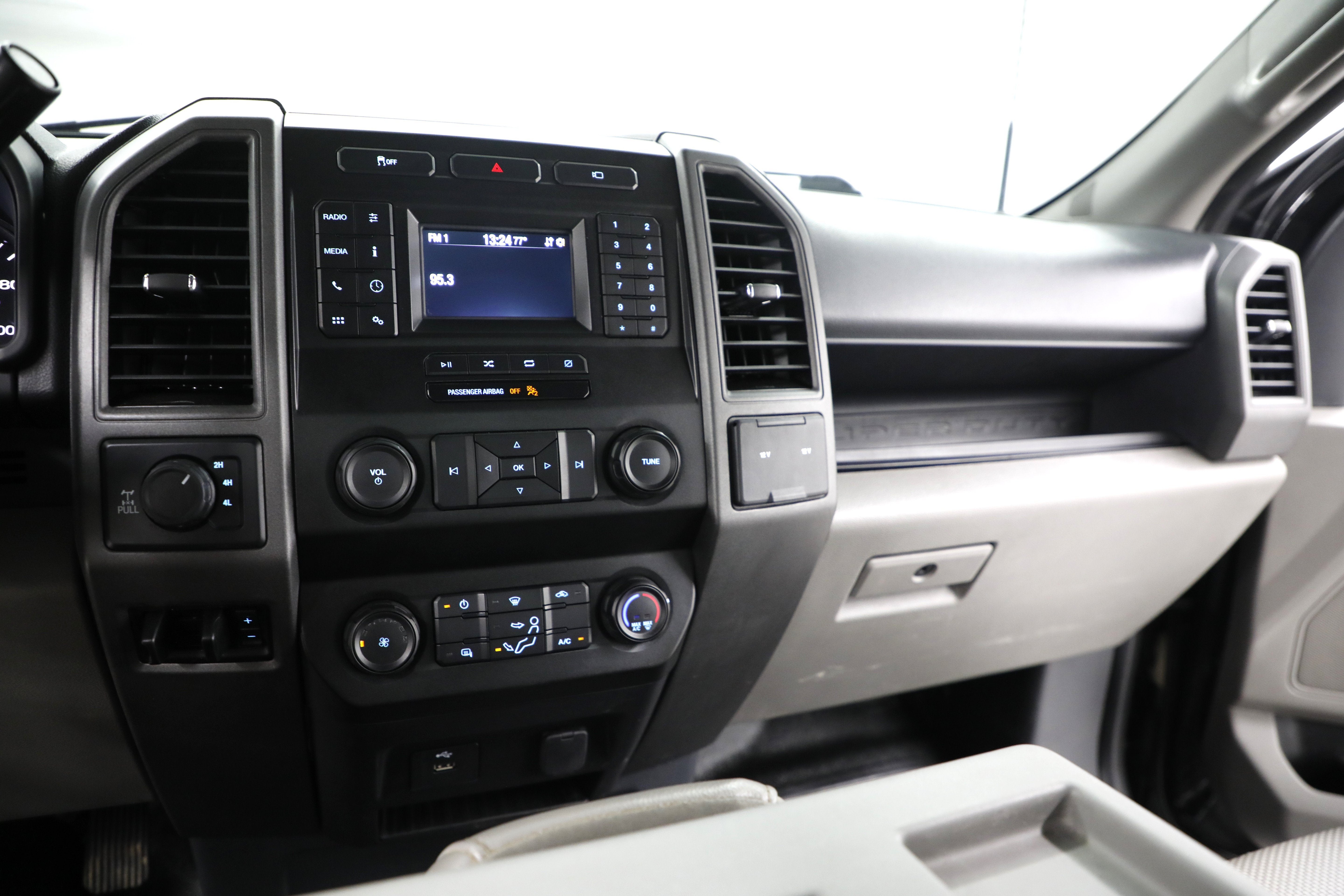2022 Ford Super Duty F-250 SRW XL