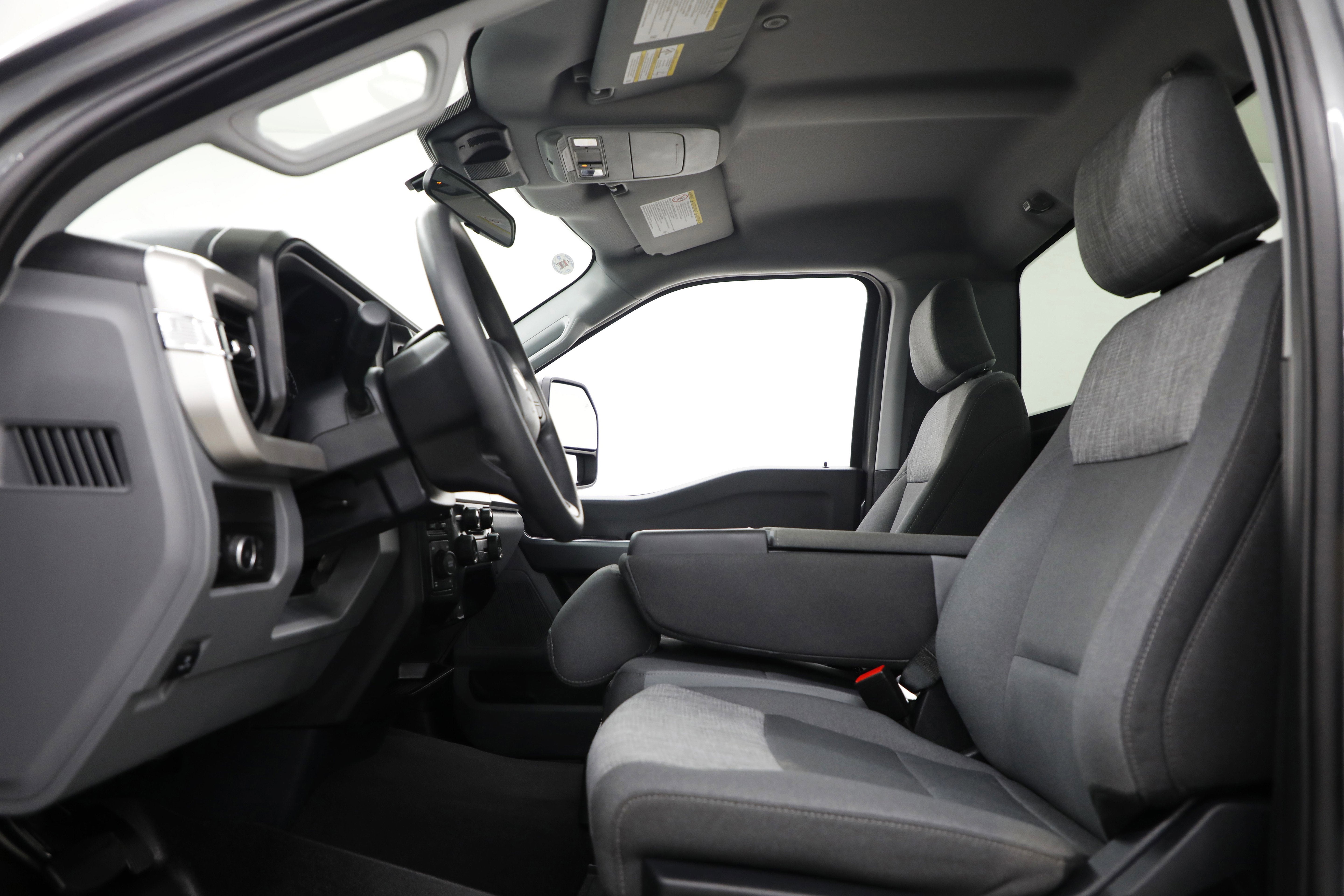 2025 Ford Super Duty F-350 SRW XL