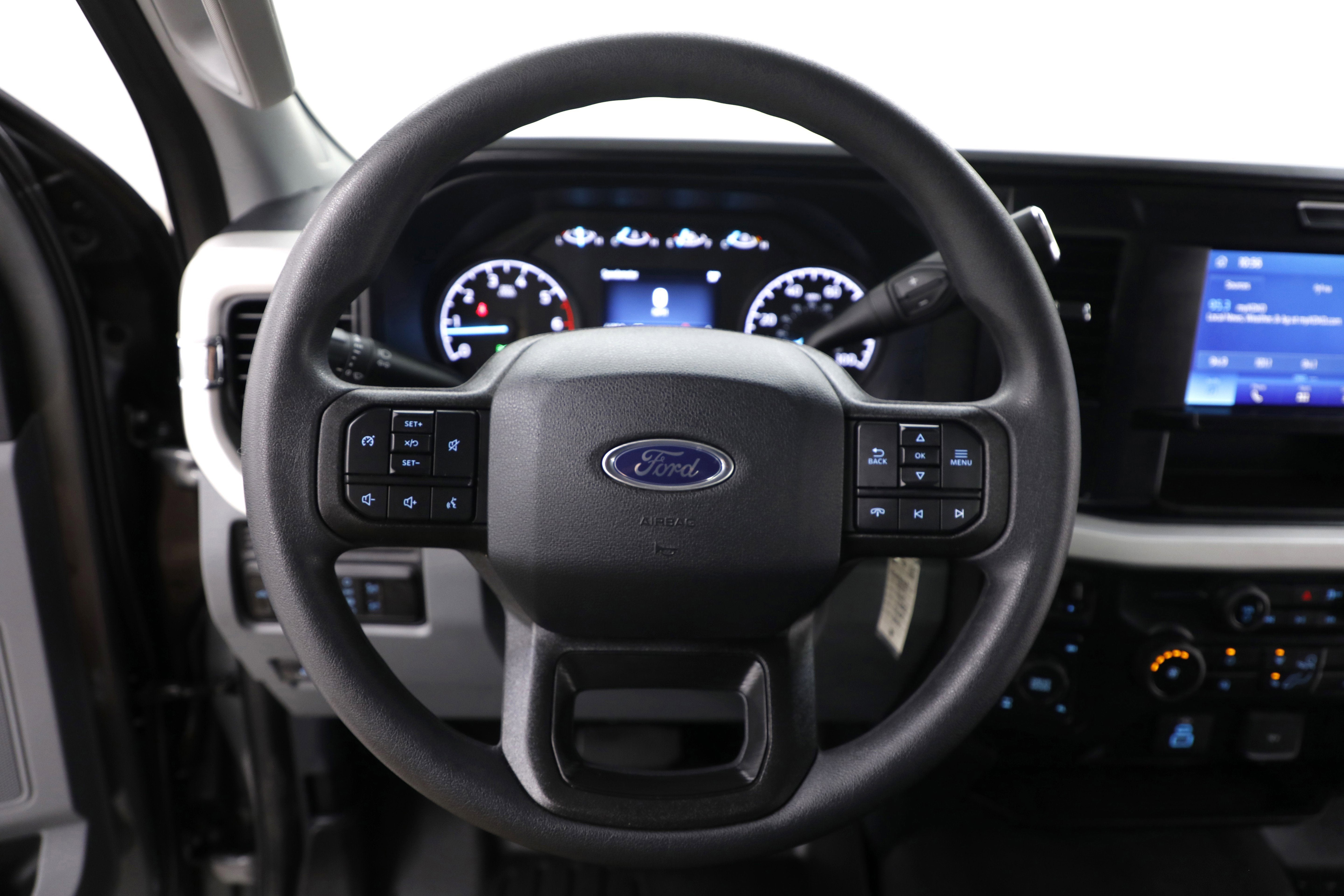 2025 Ford Super Duty F-350 SRW XL