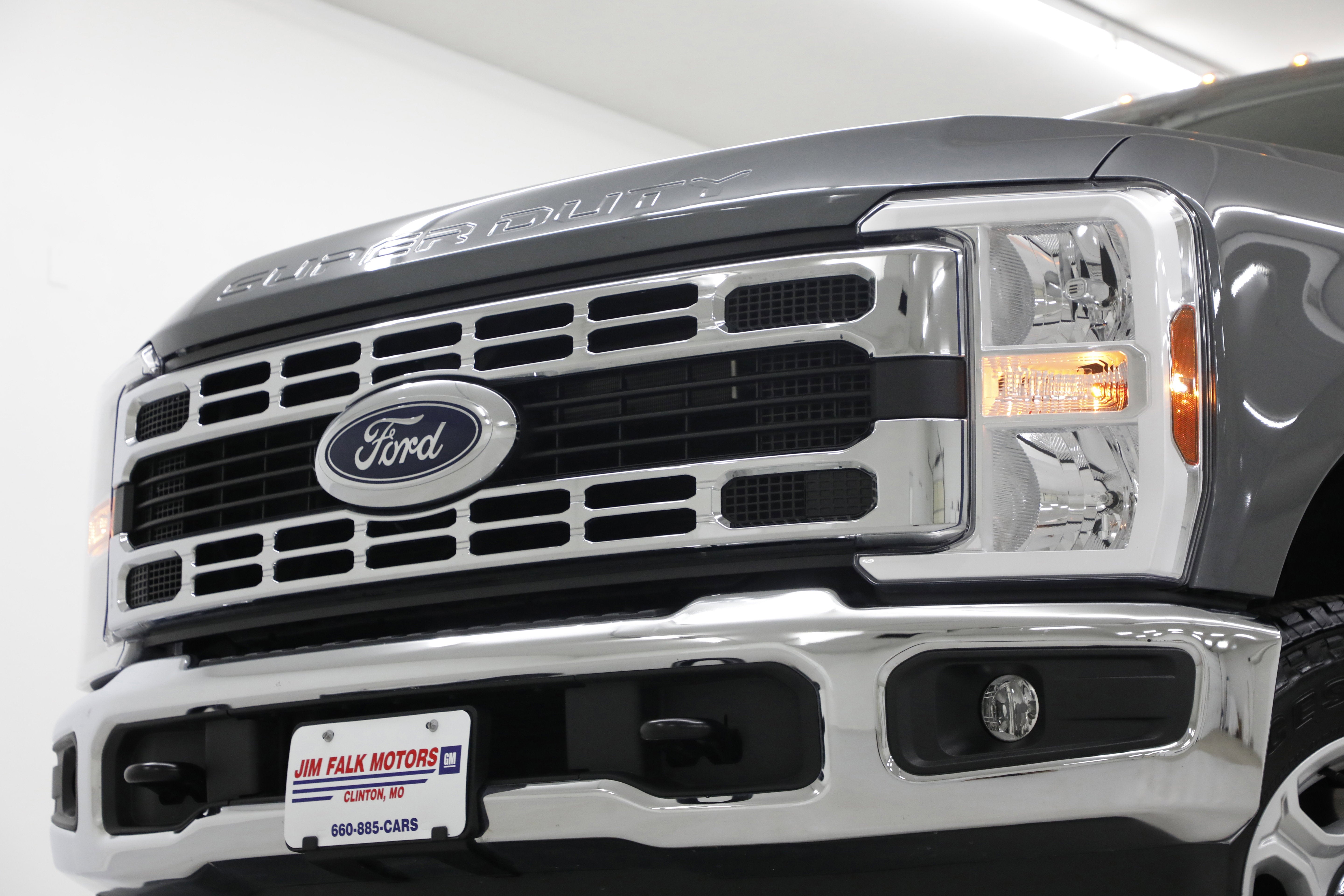 2025 Ford Super Duty F-350 SRW XL