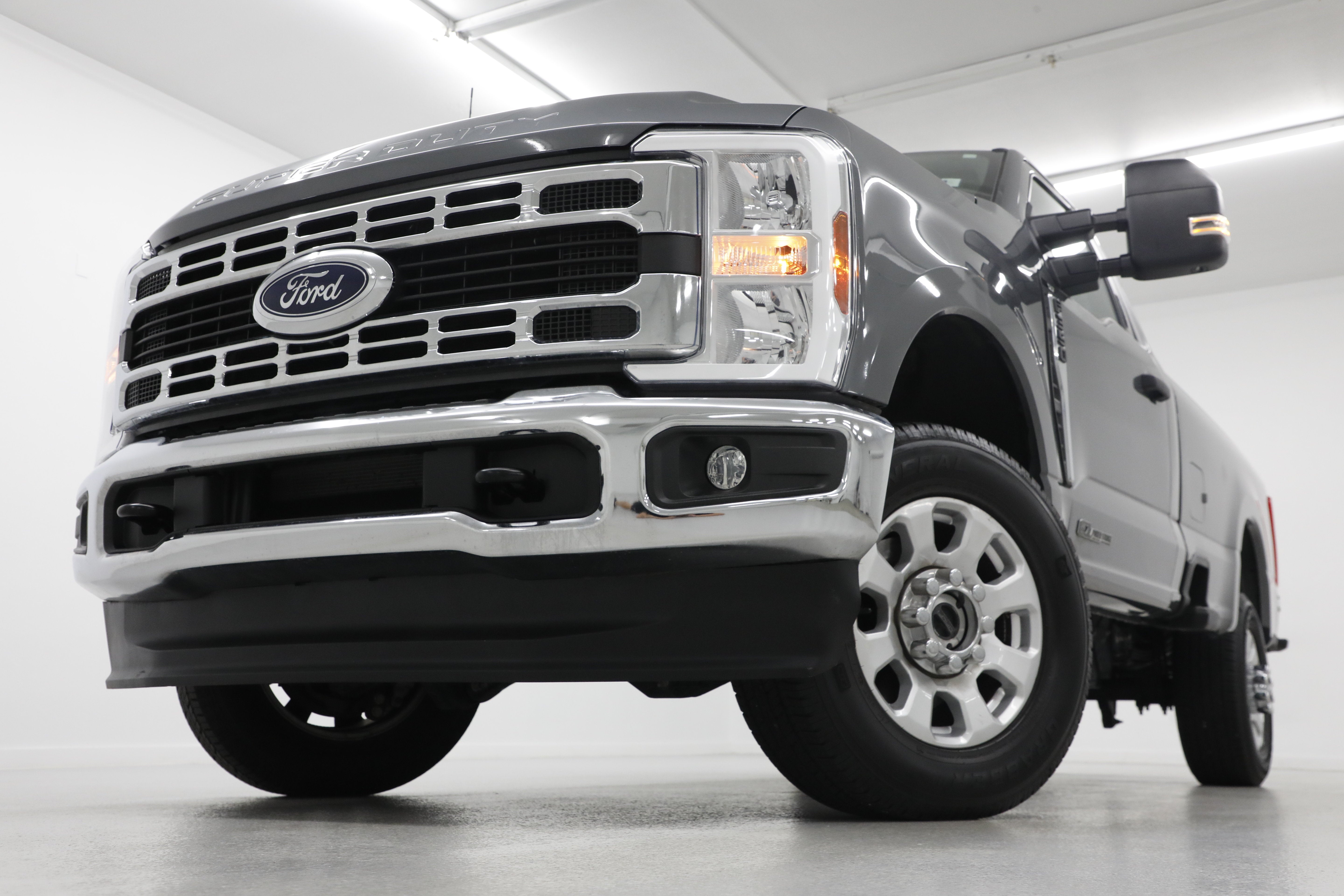 2024 Ford Super Duty F-350 SRW XL