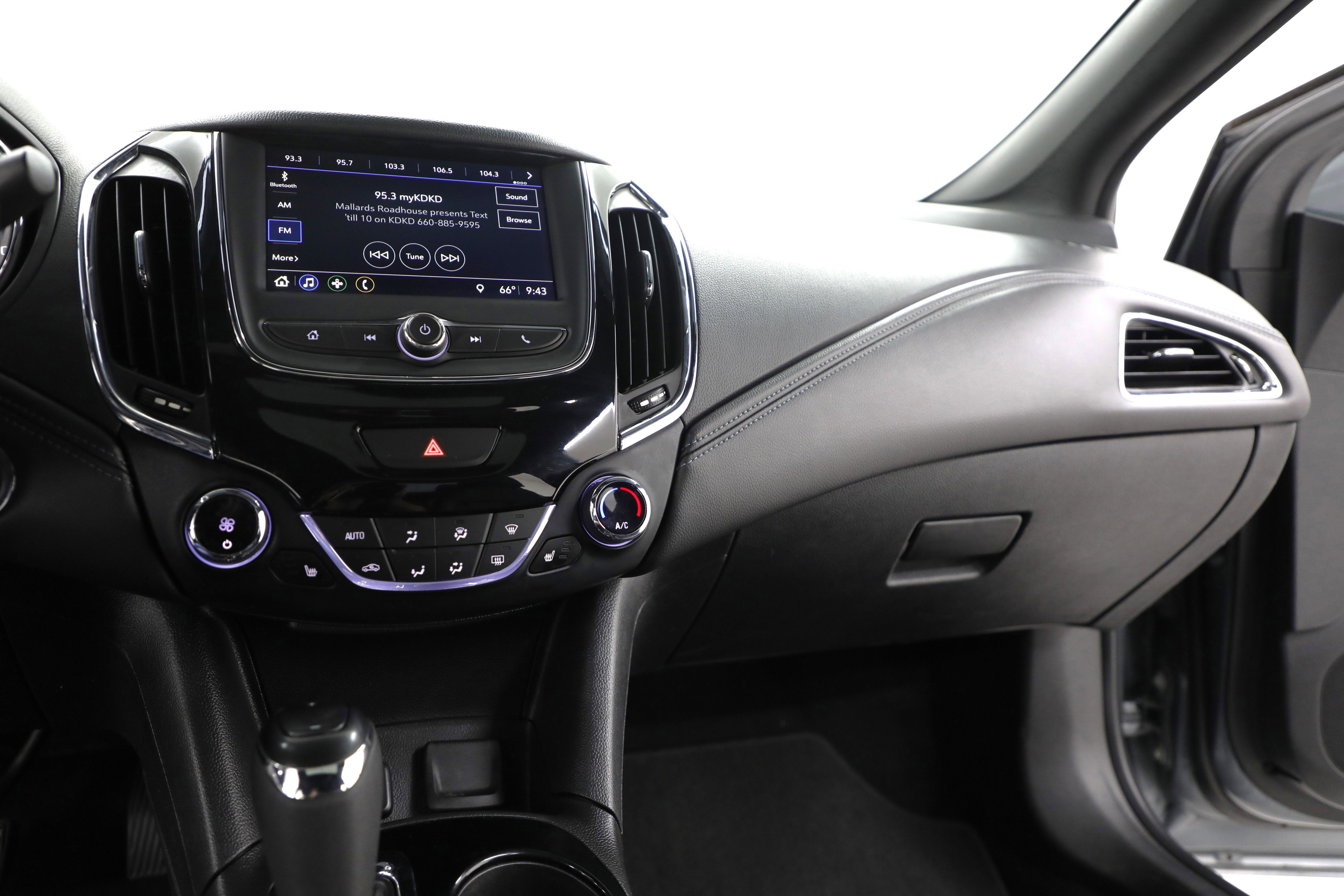 2019 Chevrolet Cruze Premier