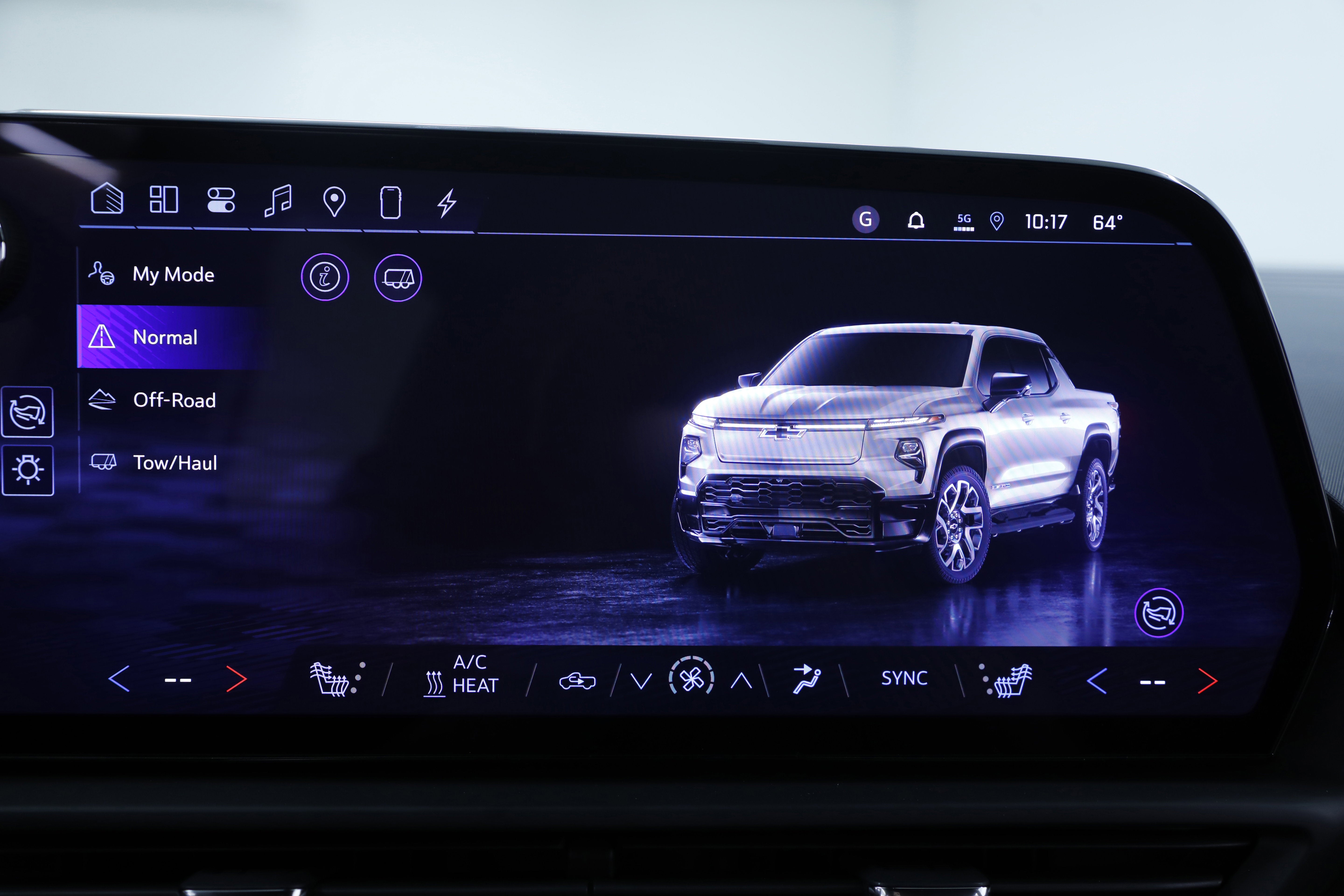 2026 Chevrolet Silverado EV LT - Standard Range