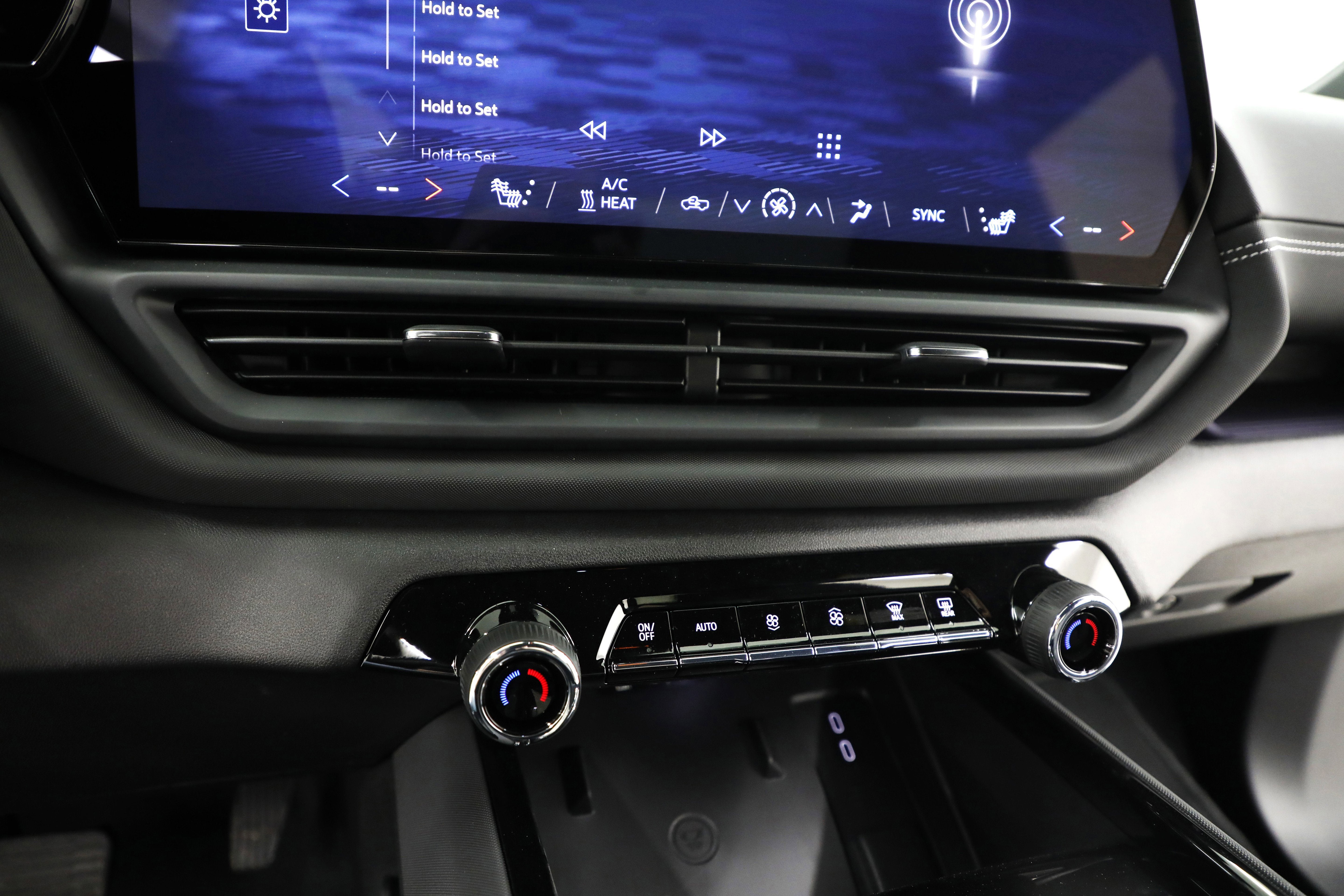 2026 Chevrolet Silverado EV LT - Standard Range