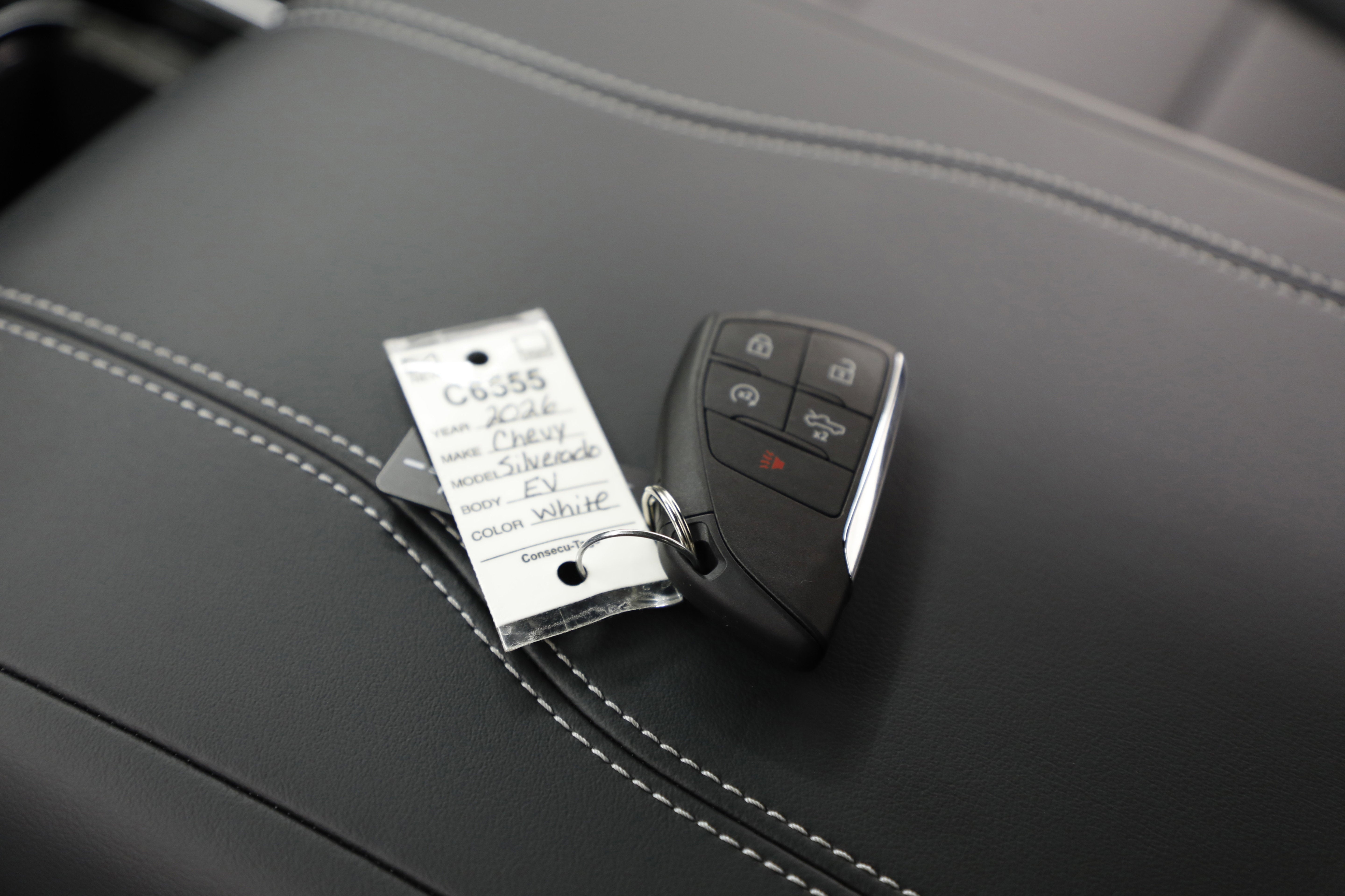 2026 Chevrolet Silverado EV LT - Standard Range