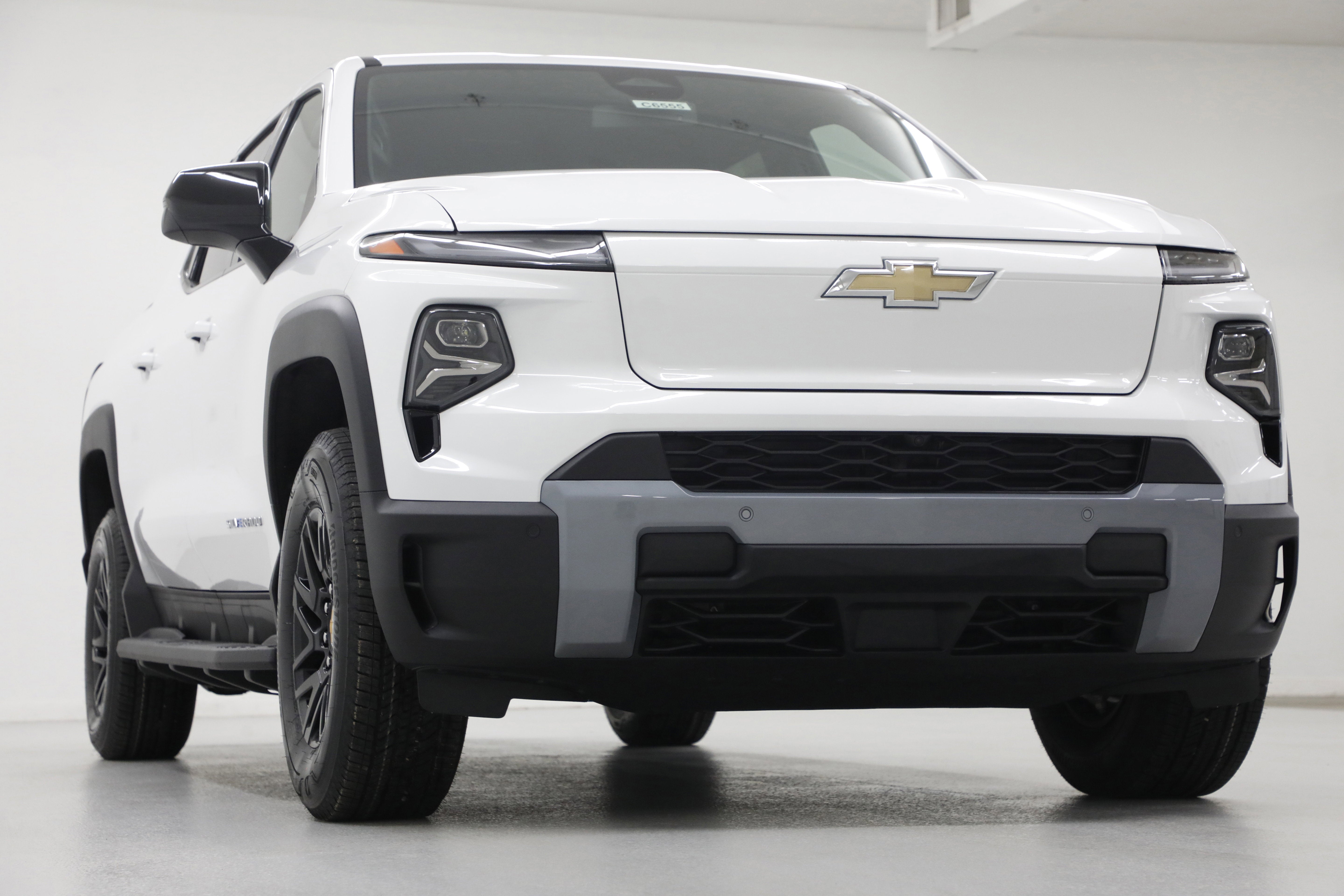 2026 Chevrolet Silverado EV LT - Standard Range