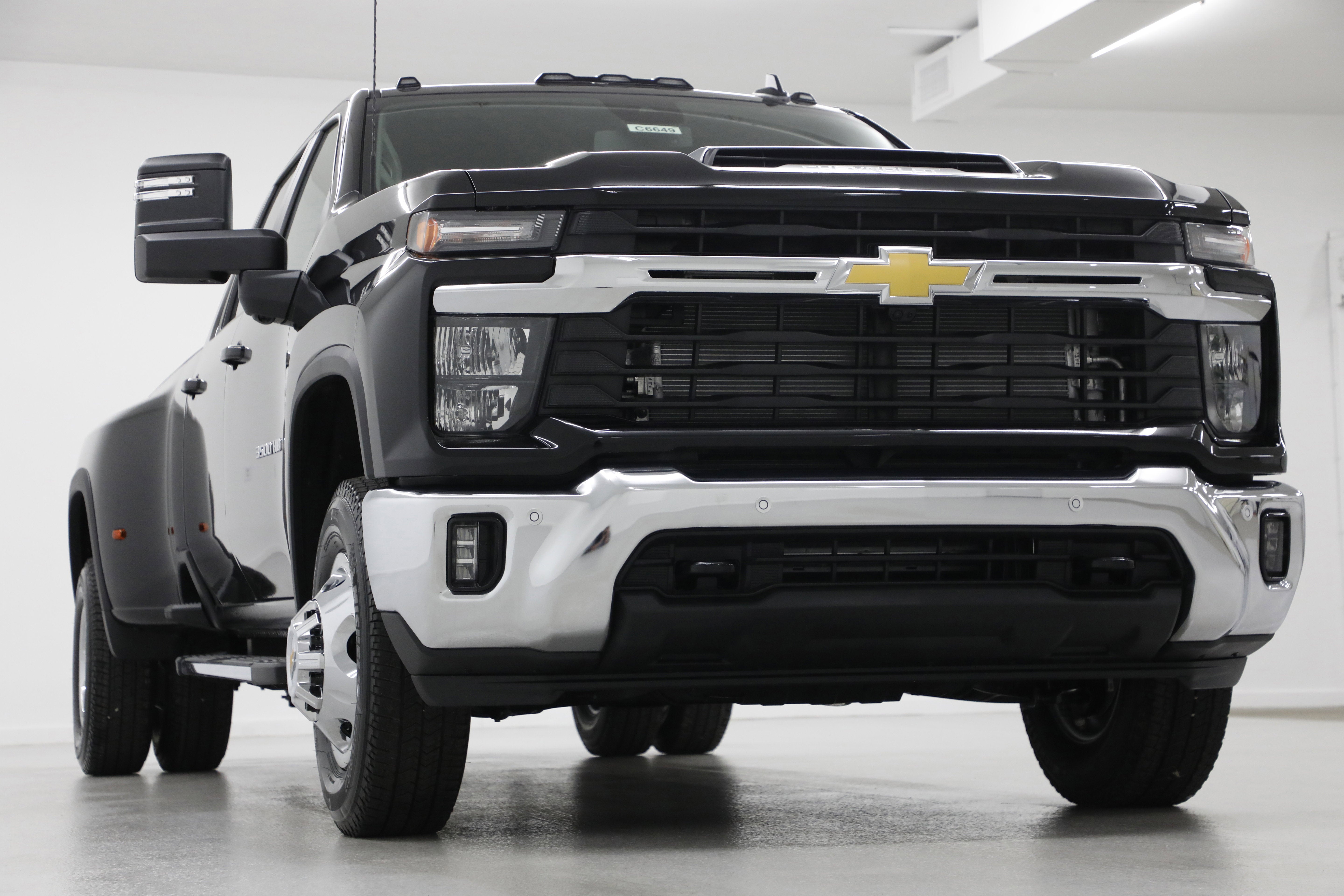 2026 Chevrolet Silverado 3500 HD LT DRW