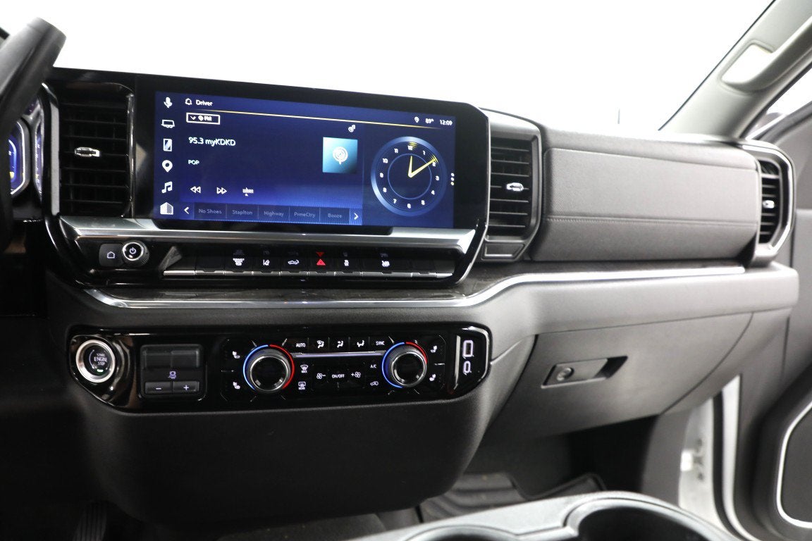 2025 Chevrolet Silverado 3500 HD LTZ DRW
