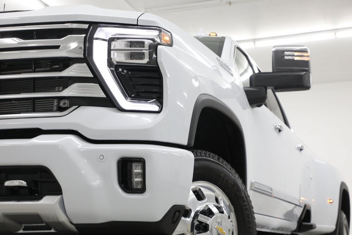 2026 Chevrolet Silverado 3500 HD High Country DRW