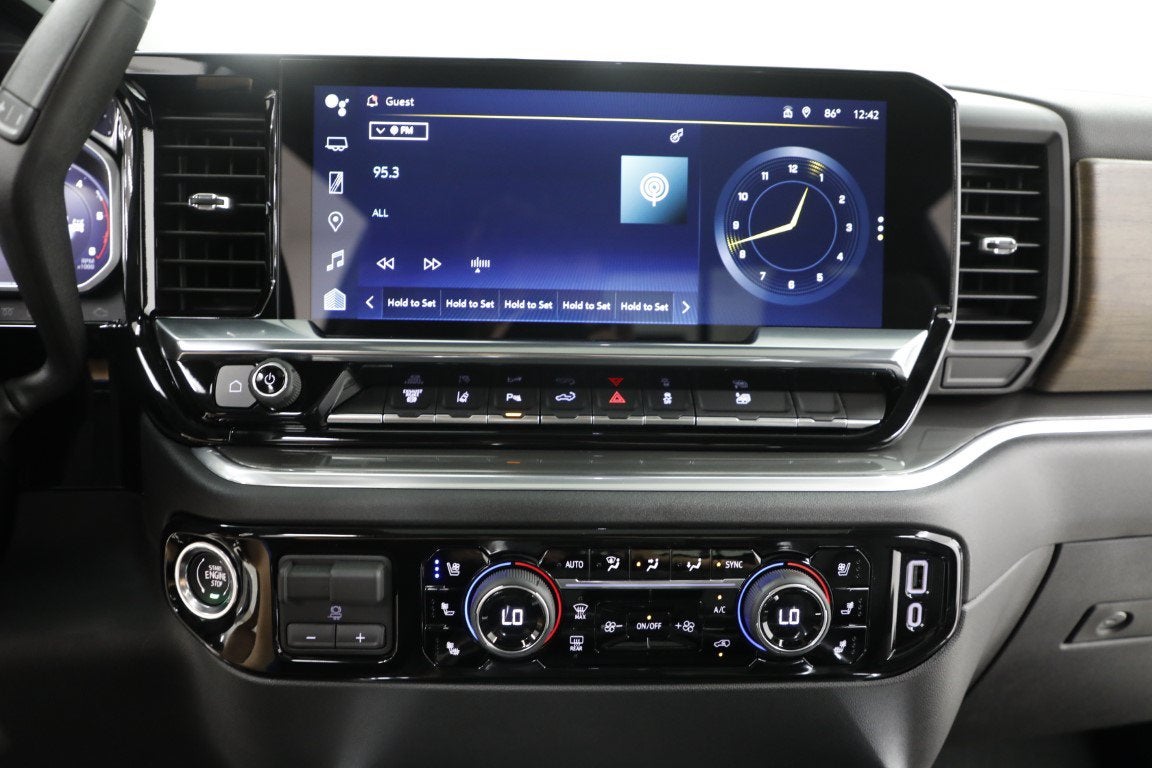 2026 Chevrolet Silverado 3500 HD High Country DRW