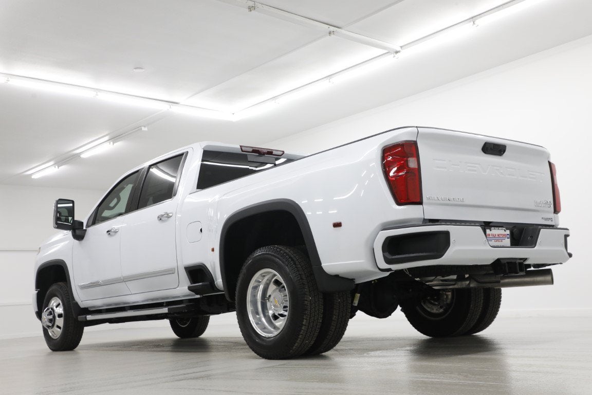 2026 Chevrolet Silverado 3500 HD High Country DRW