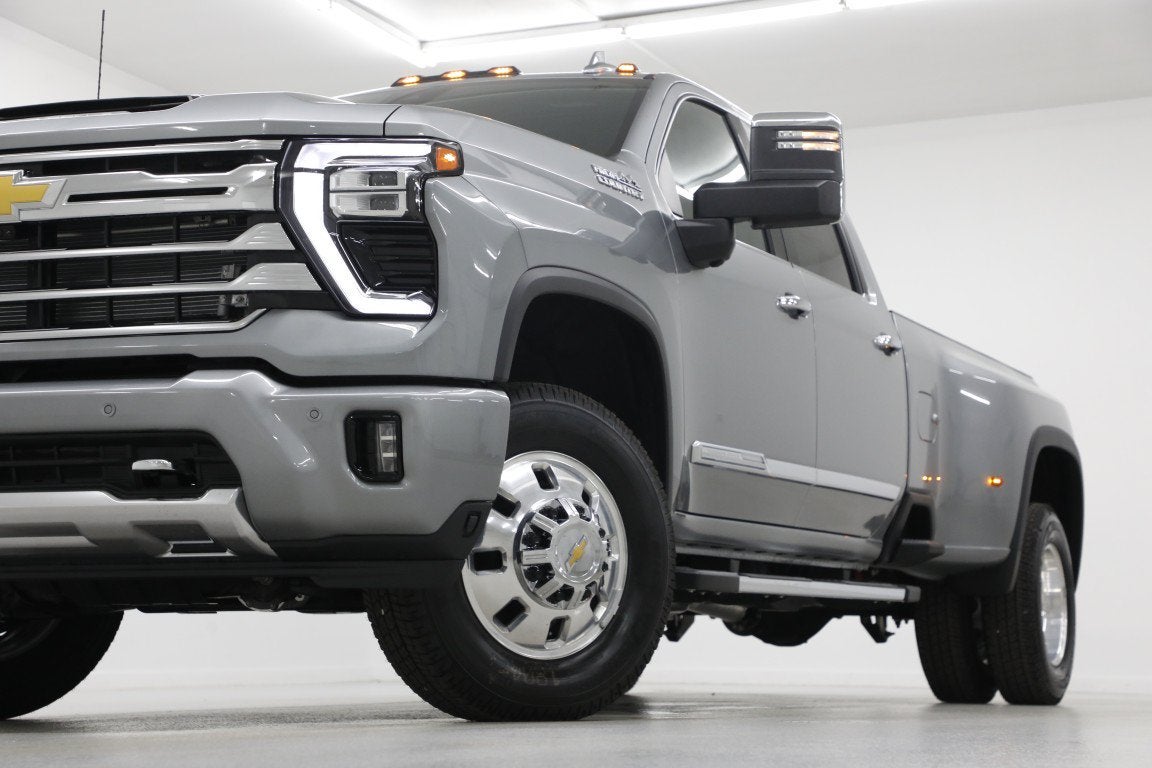 2026 Chevrolet Silverado 3500 HD High Country DRW