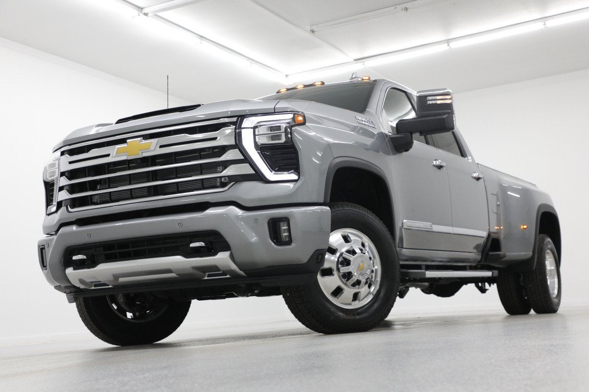 2026 Chevrolet Silverado 3500 HD High Country DRW