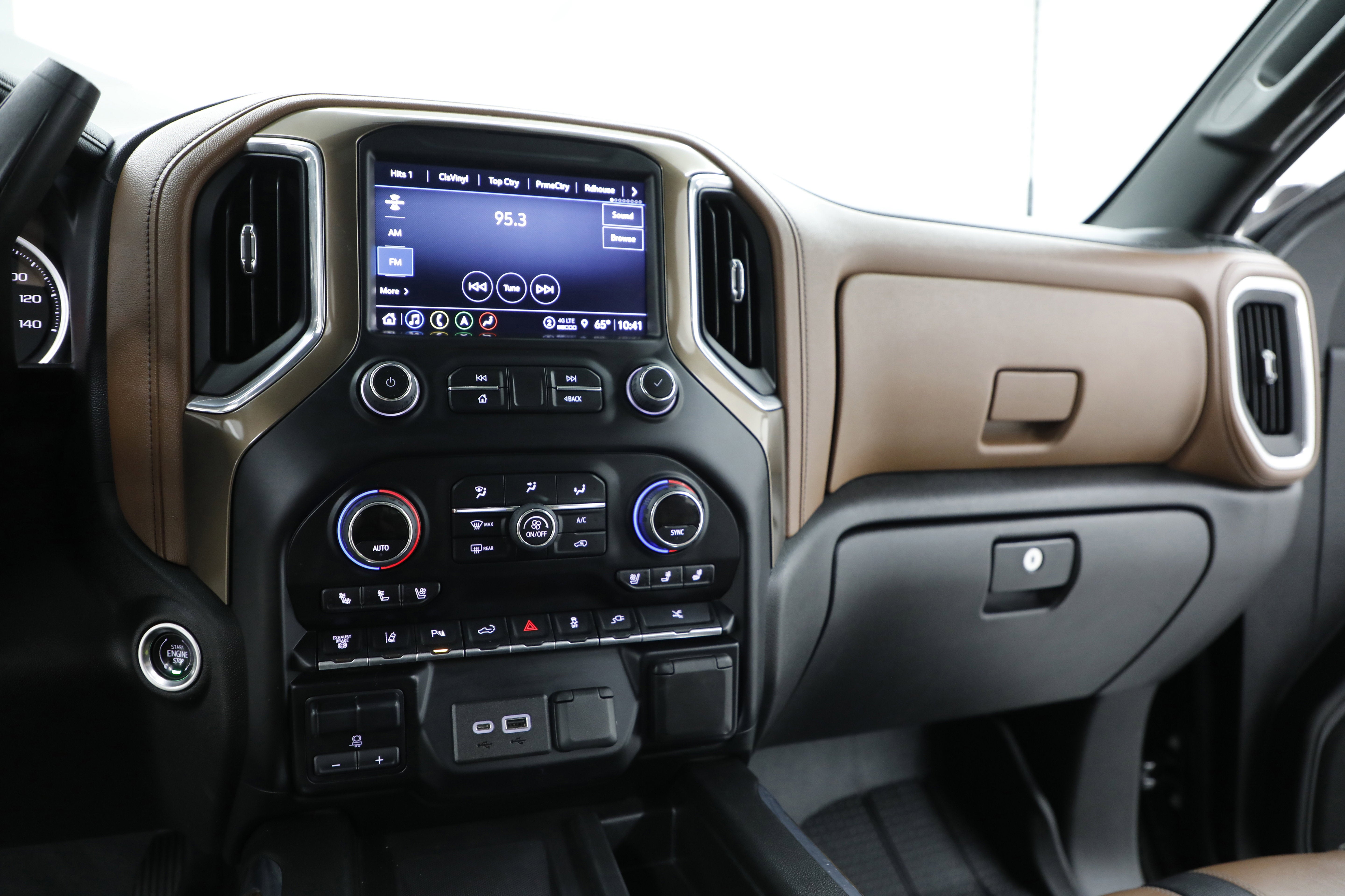 2022 Chevrolet Silverado 3500 HD High Country DRW