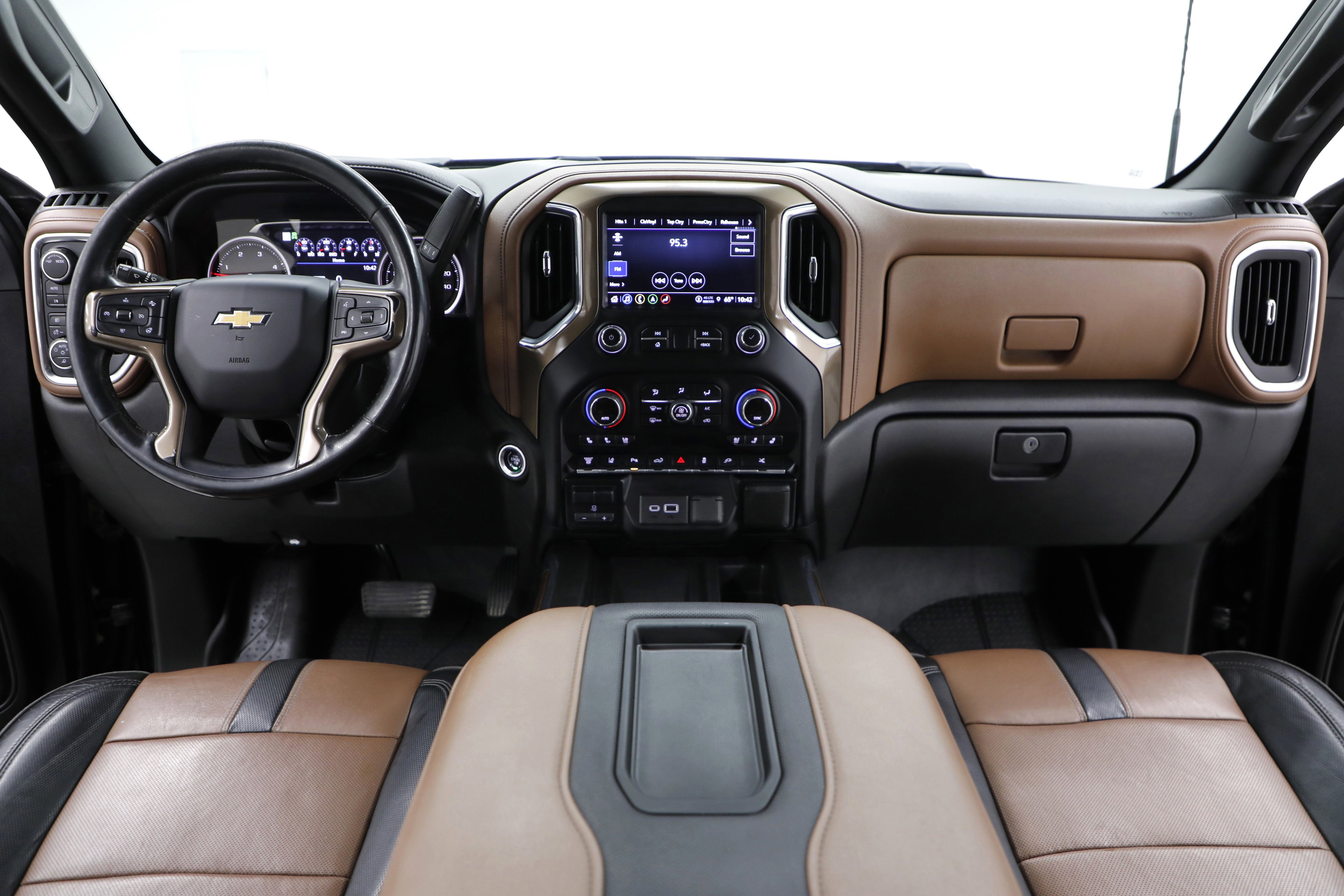 2022 Chevrolet Silverado 3500 HD High Country DRW