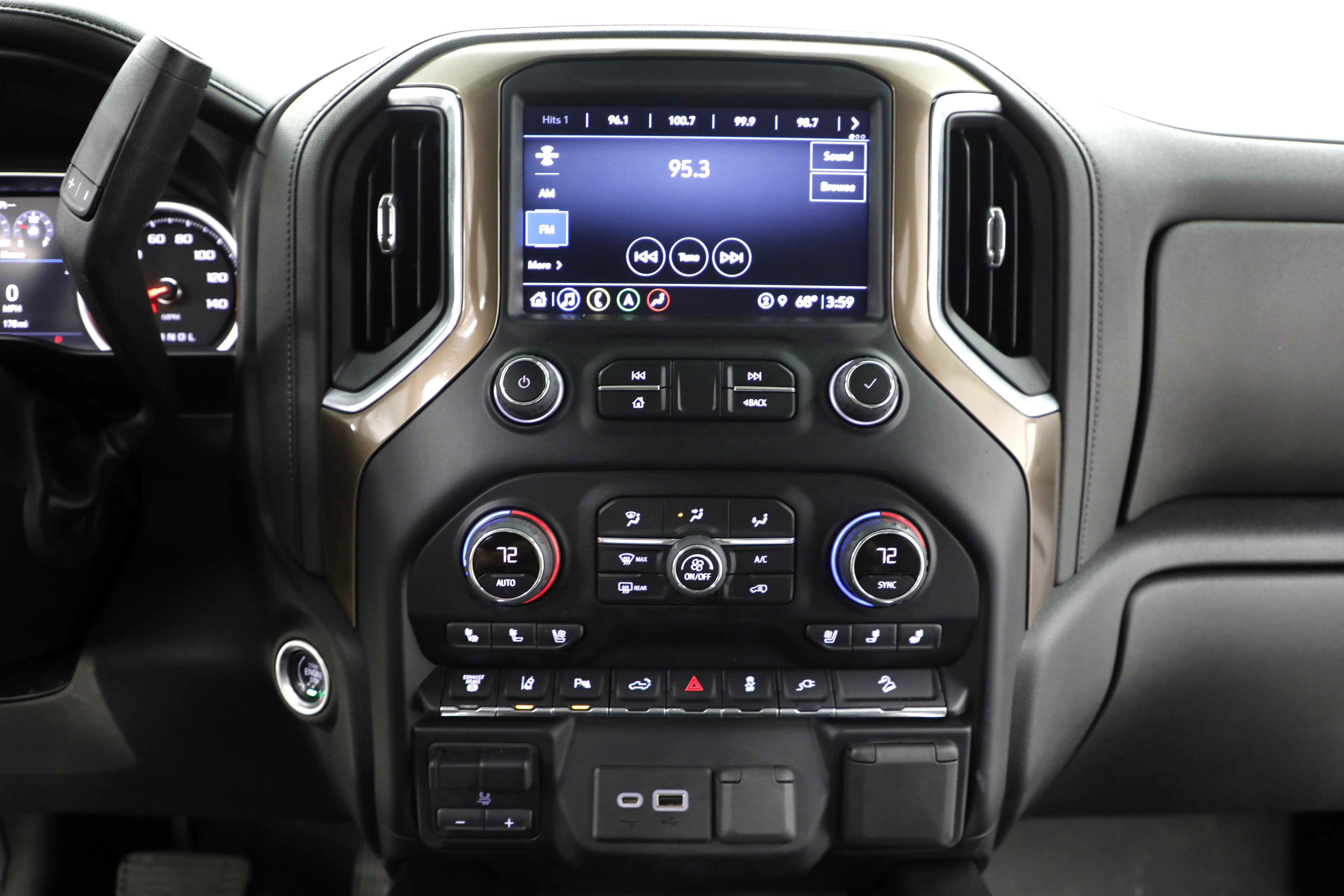 2022 Chevrolet Silverado 3500 HD High Country