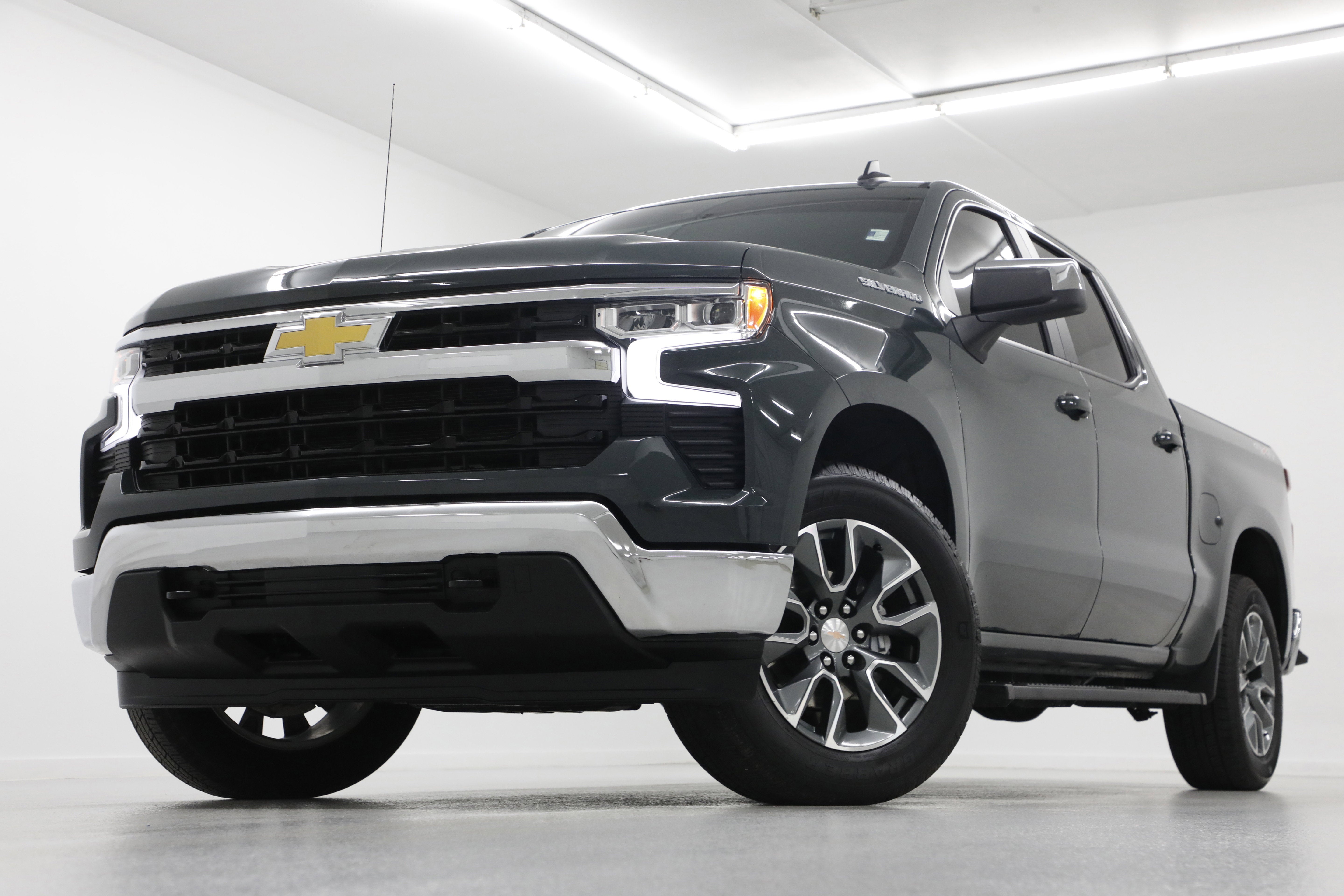 2026 Chevrolet Silverado 1500 LT 4X4 Crew Cab Short Box's photo